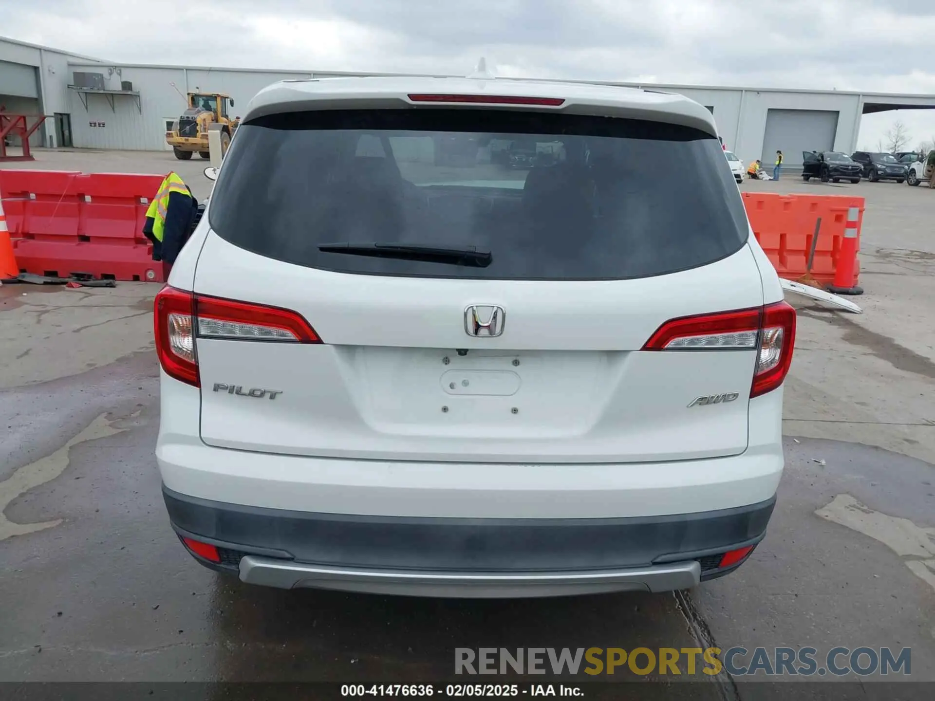 17 Фотография поврежденного автомобиля 5FNYF6H55MB031305 HONDA PILOT 2021
