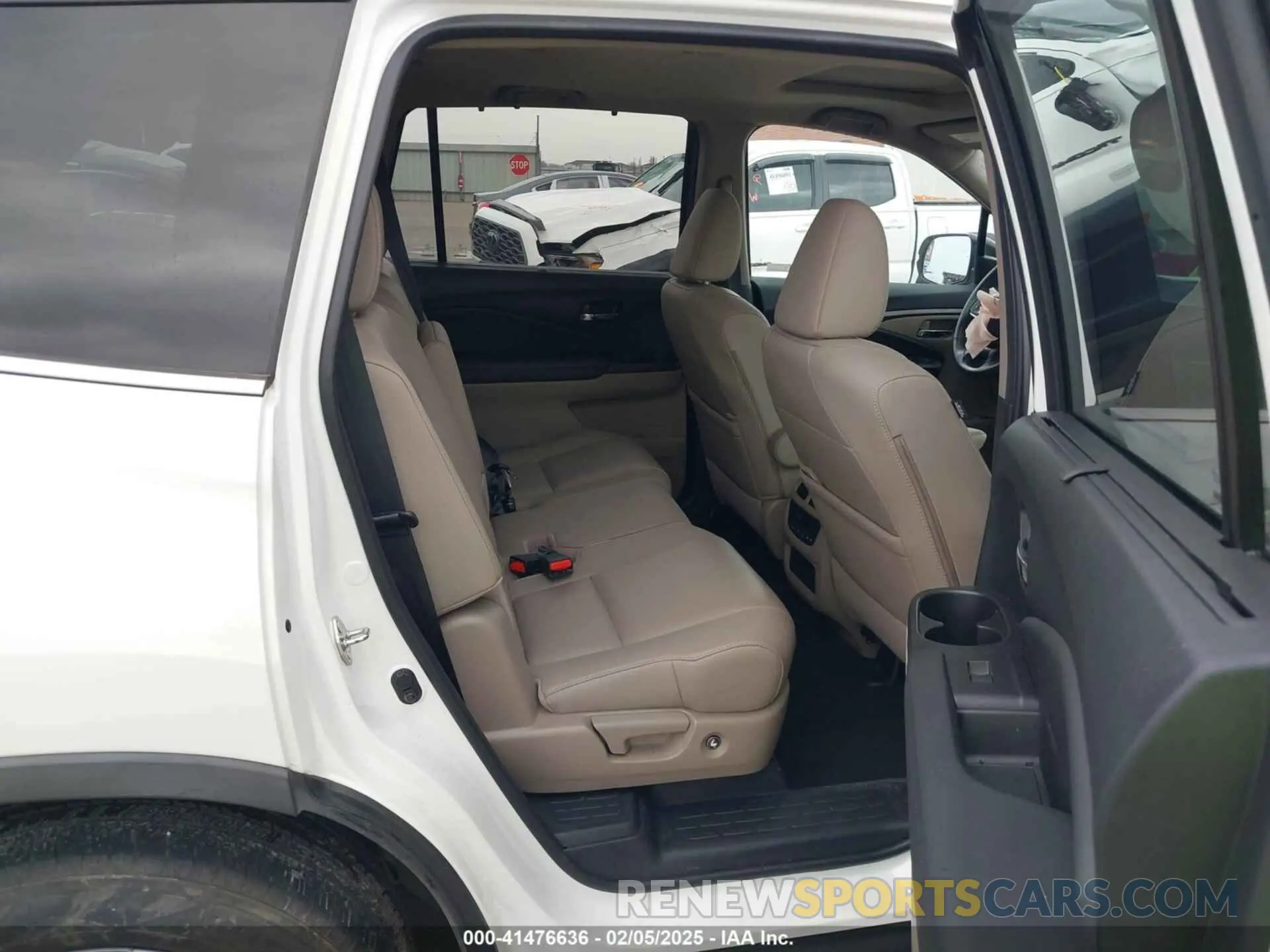8 Фотография поврежденного автомобиля 5FNYF6H55MB031305 HONDA PILOT 2021
