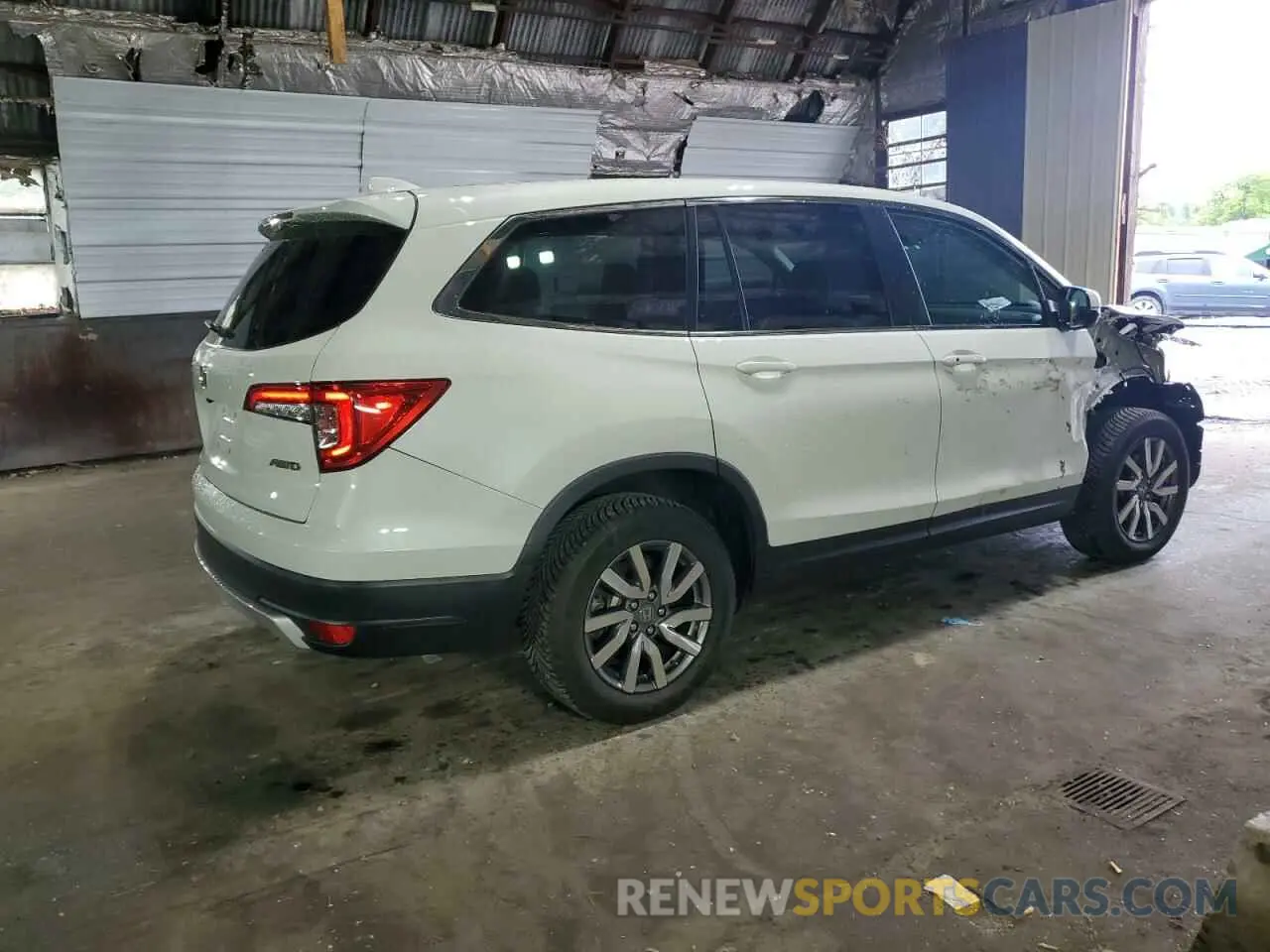 3 Photograph of a damaged car 5FNYF6H56MB003786 HONDA PILOT 2021