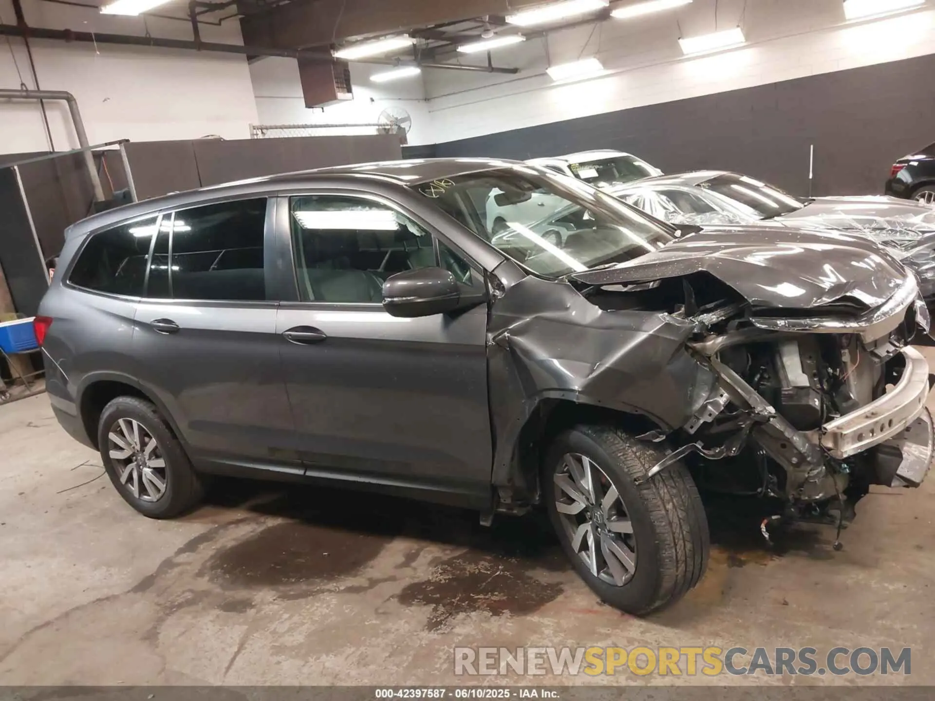 13 Photograph of a damaged car 5FNYF6H56MB061008 HONDA PILOT 2021