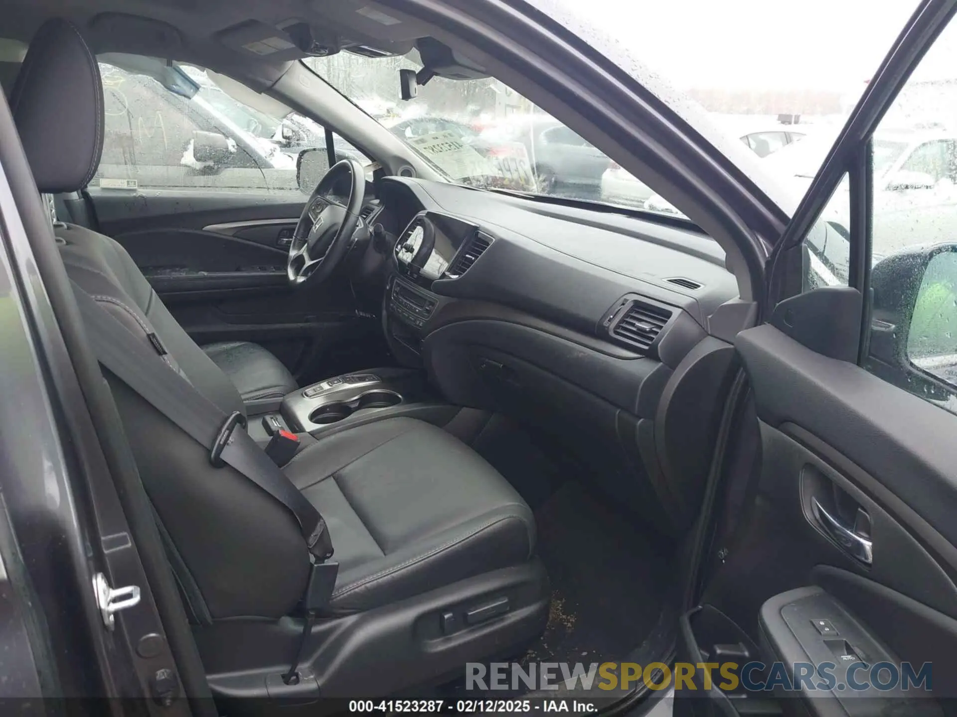 5 Photograph of a damaged car 5FNYF6H58MB102254 HONDA PILOT 2021