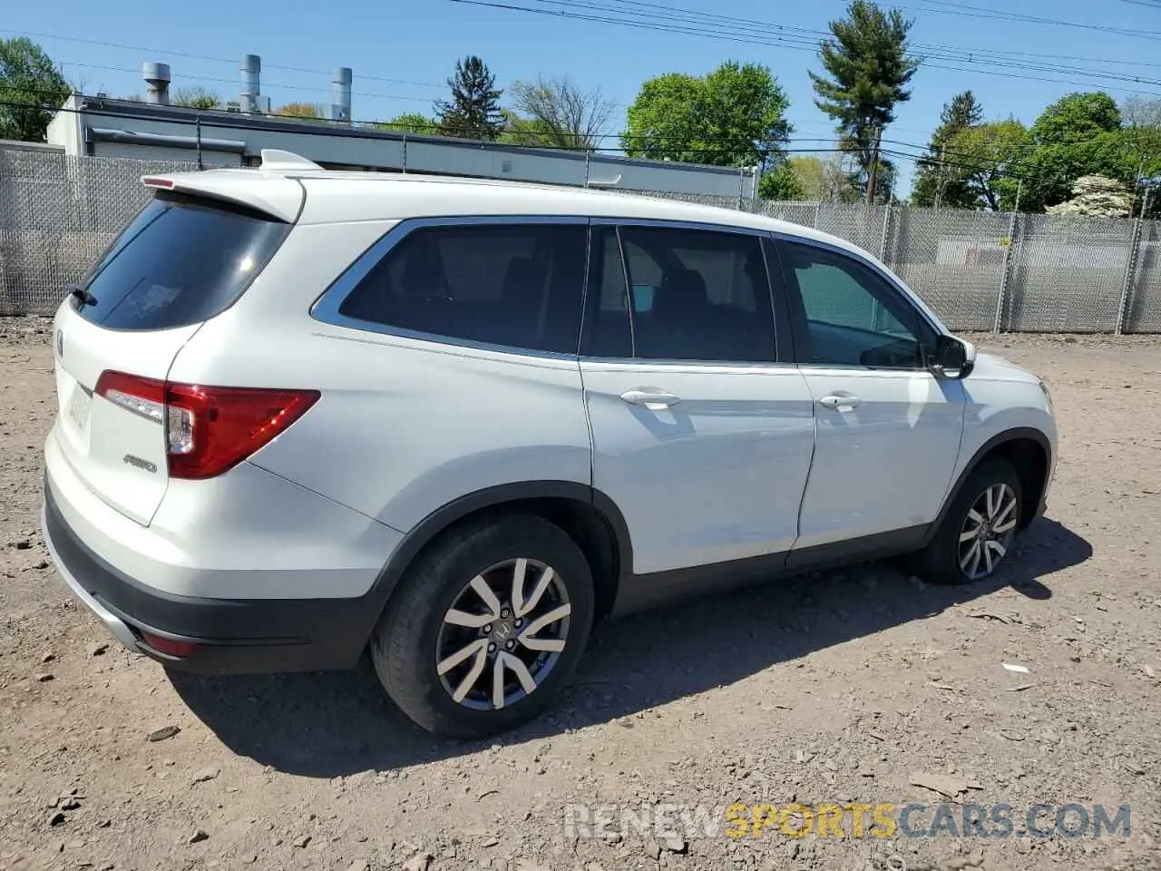 3 Photograph of a damaged car 5FNYF6H5XMB098322 HONDA PILOT 2021