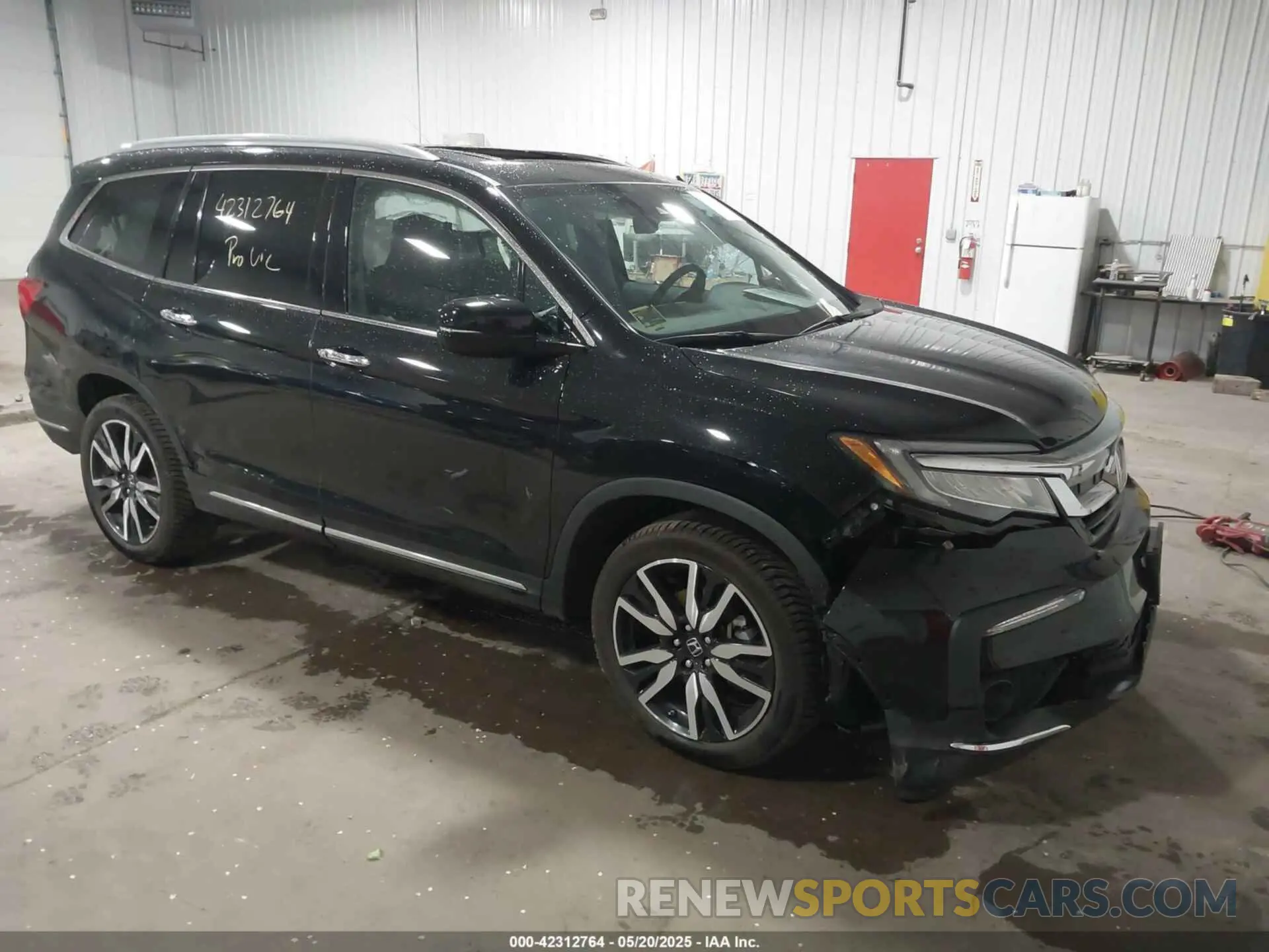 1 Photograph of a damaged car 5FNYF6H63MB082603 HONDA PILOT 2021