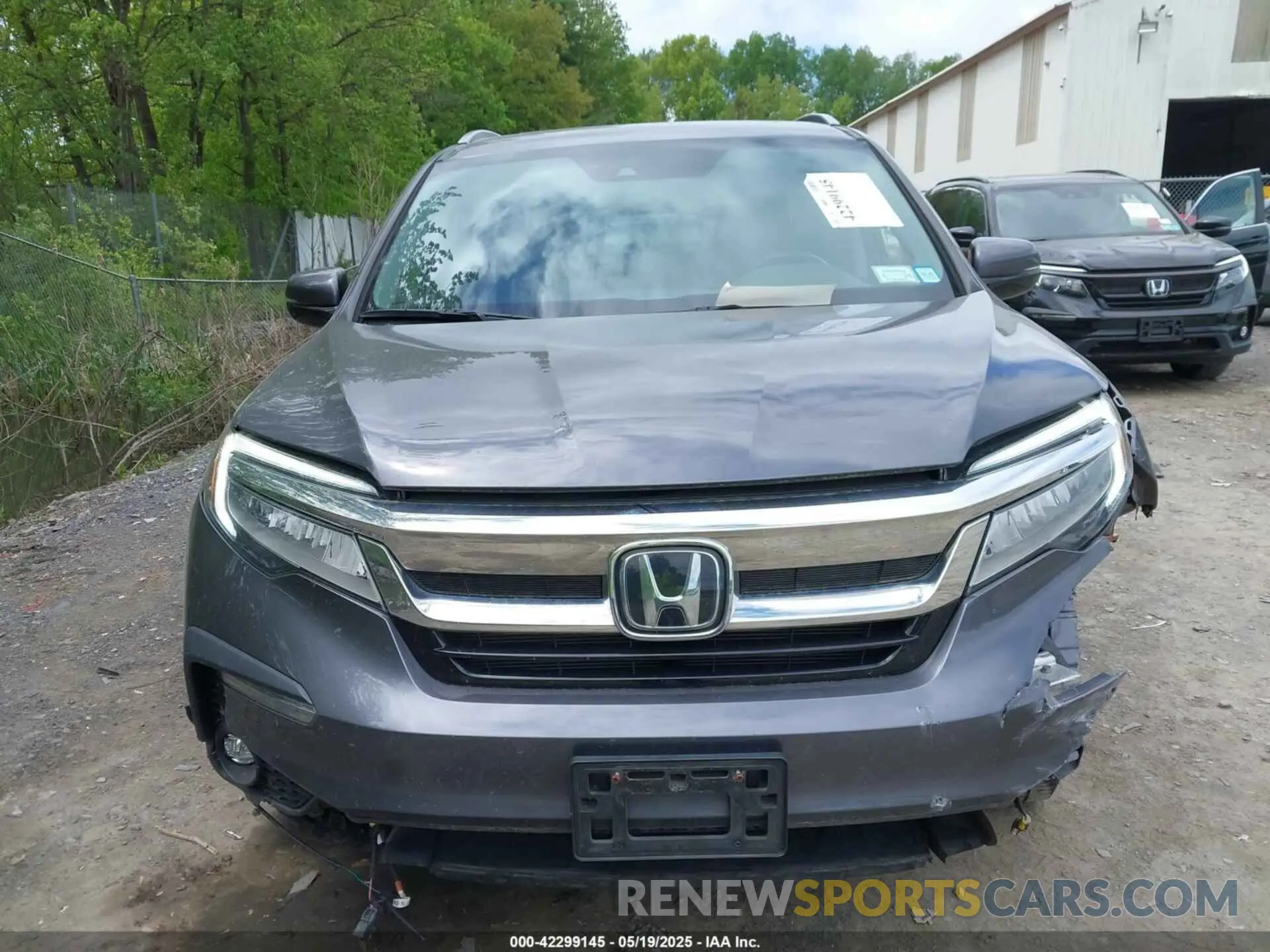 12 Photograph of a damaged car 5FNYF6H69MB005833 HONDA PILOT 2021