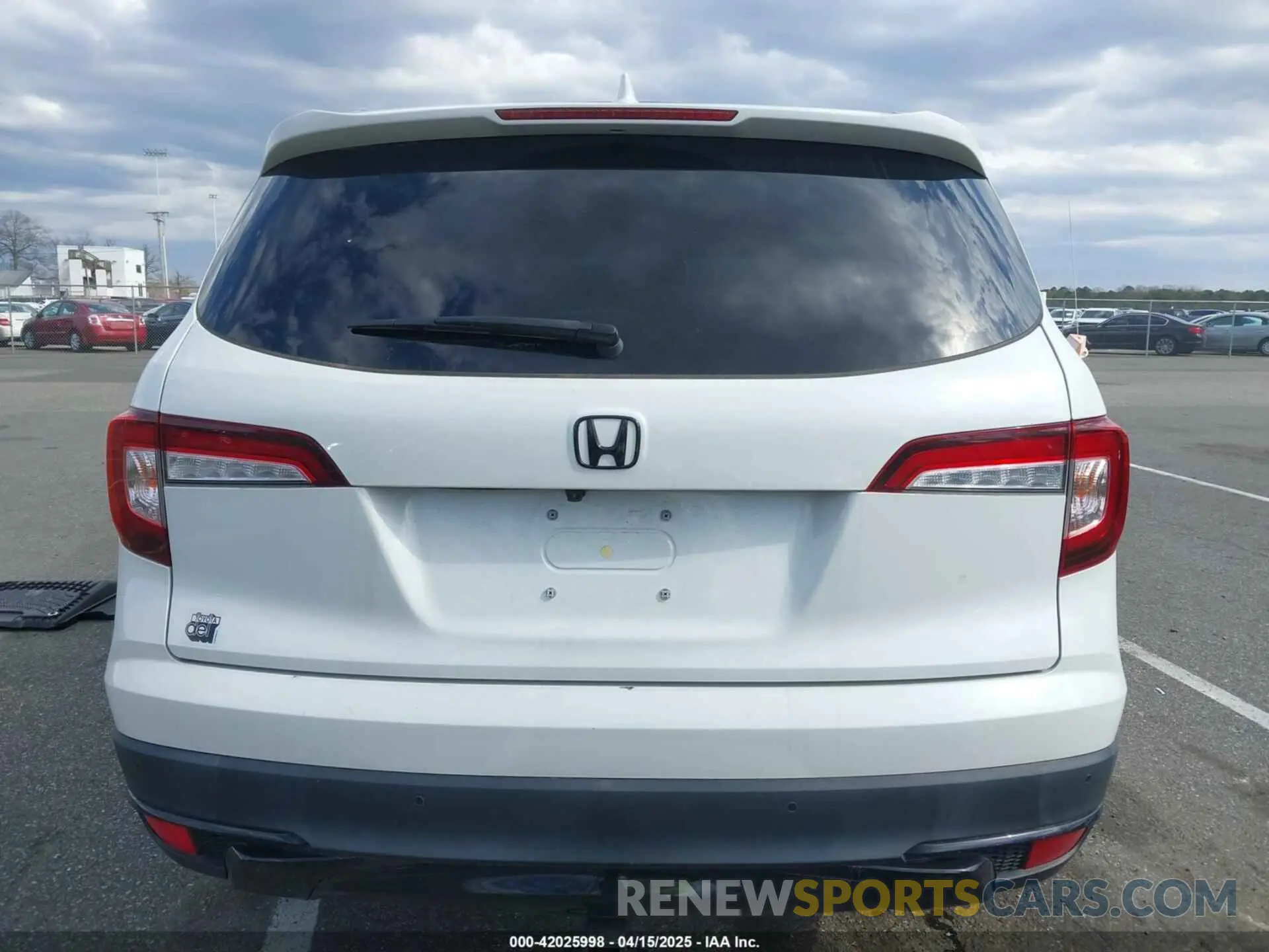 16 Фотография поврежденного автомобиля 5FNYF6H72MB067664 HONDA PILOT 2021
