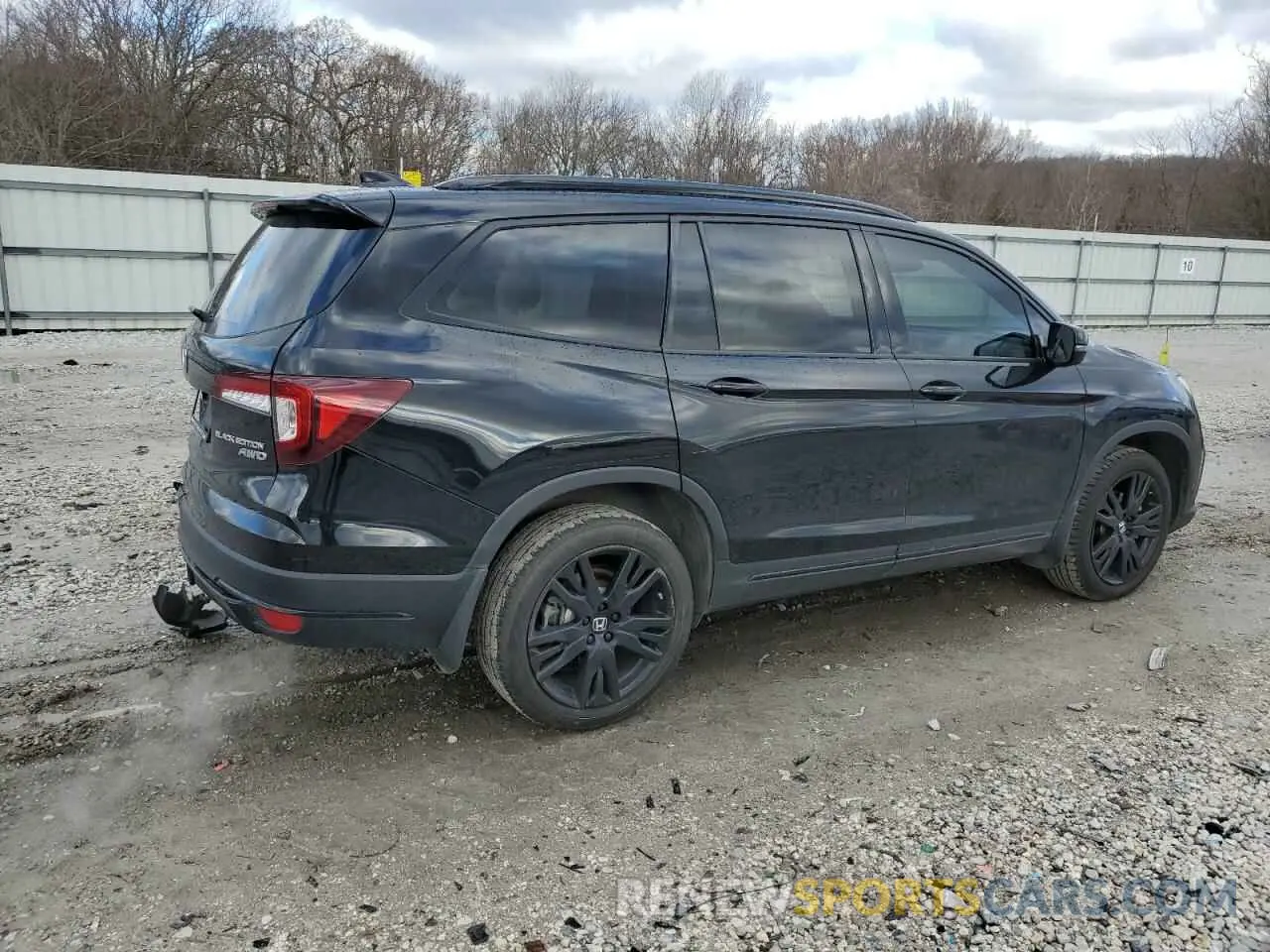 3 Photograph of a damaged car 5FNYF6H78MB045359 HONDA PILOT 2021