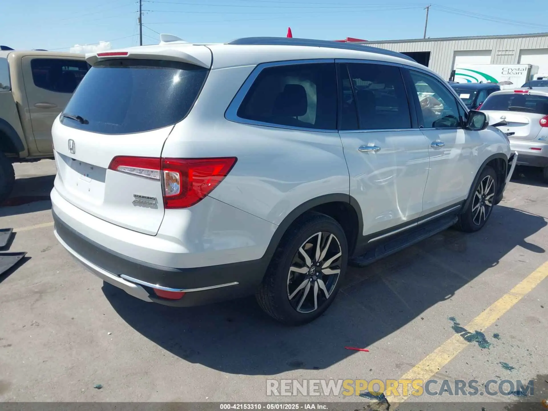 4 Photograph of a damaged car 5FNYF6H94MB087593 HONDA PILOT 2021