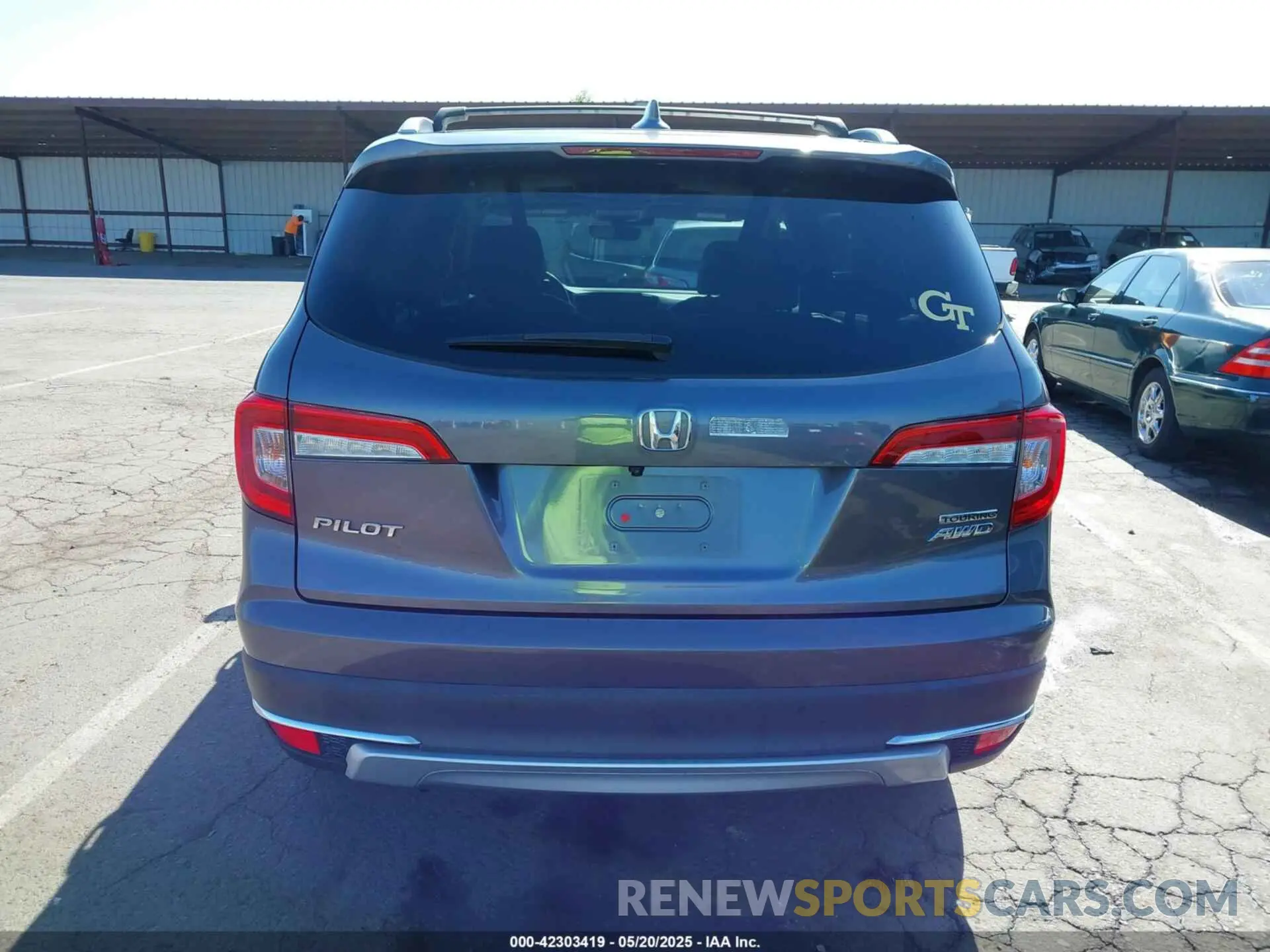17 Photograph of a damaged car 5FNYF6H97MB034399 HONDA PILOT 2021
