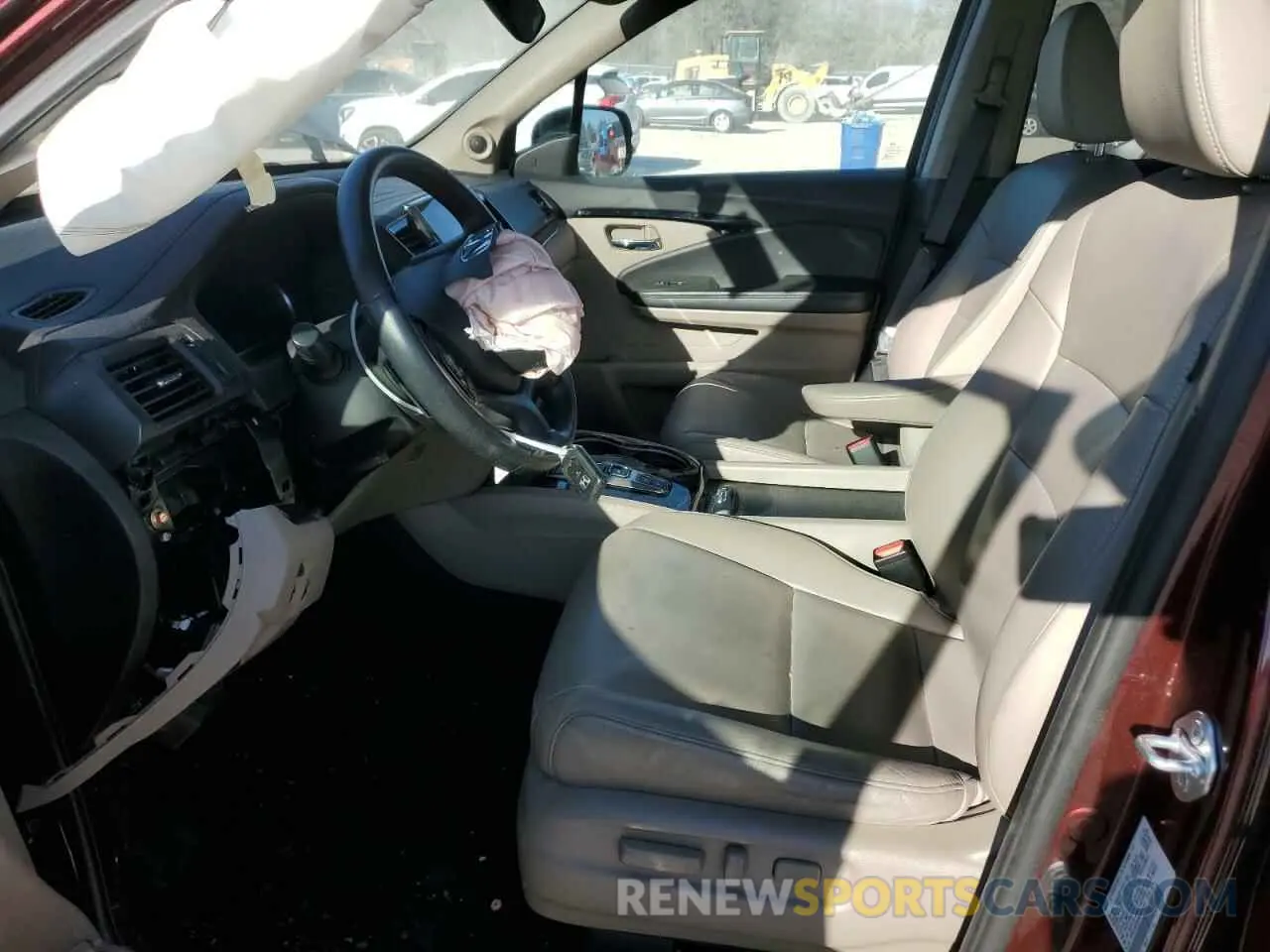 7 Photograph of a damaged car 5FNYF6H9XMB044845 HONDA PILOT 2021