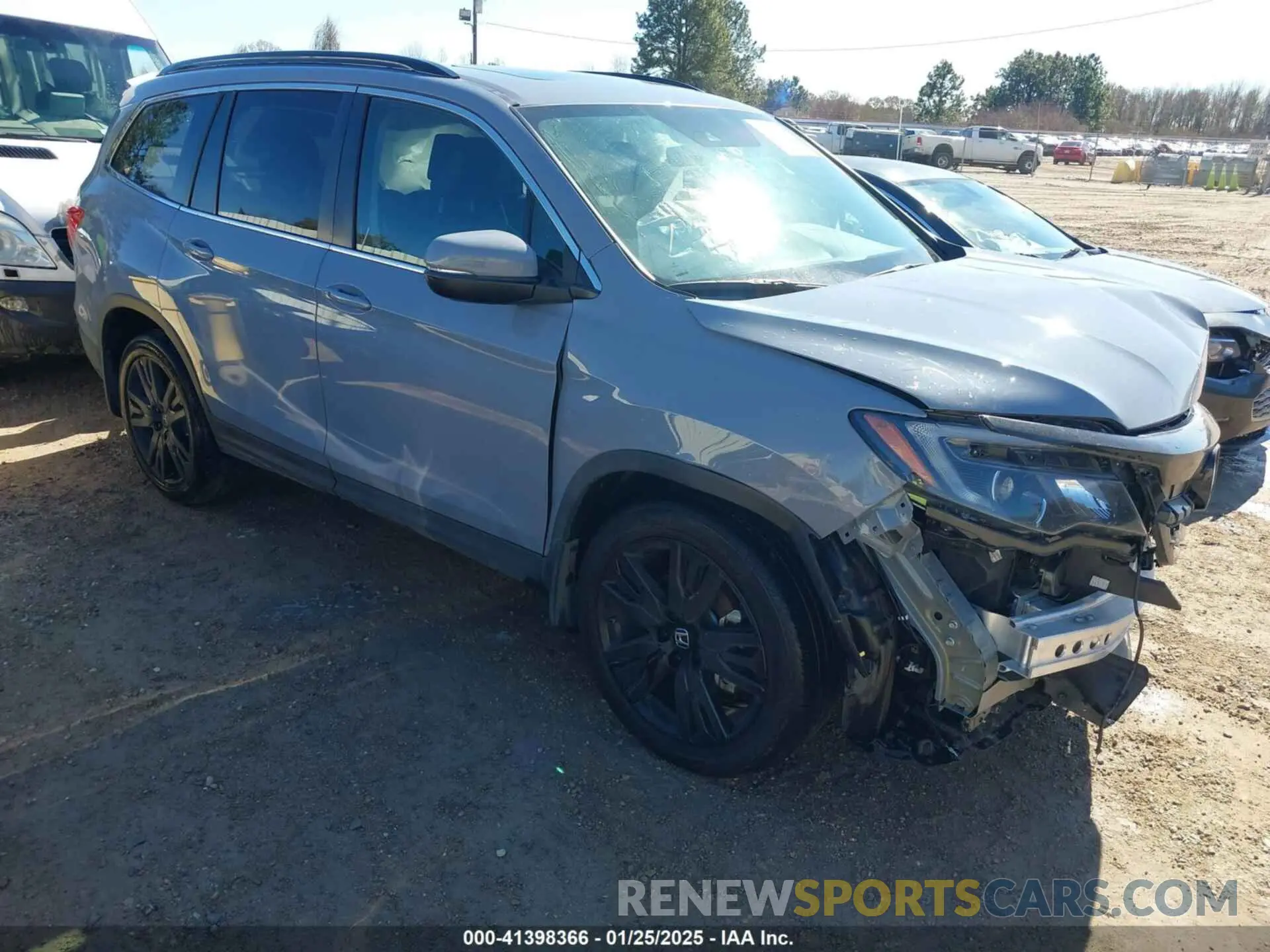 1 Photograph of a damaged car 5FNYF5H20NB023310 HONDA PILOT 2022