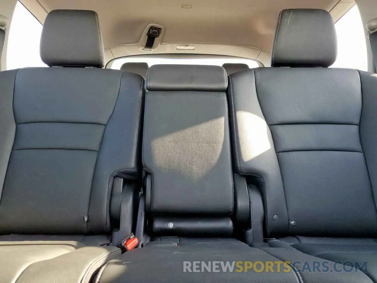 10 Фотография поврежденного автомобиля 5FNYF5H24NB024914 HONDA PILOT 2022