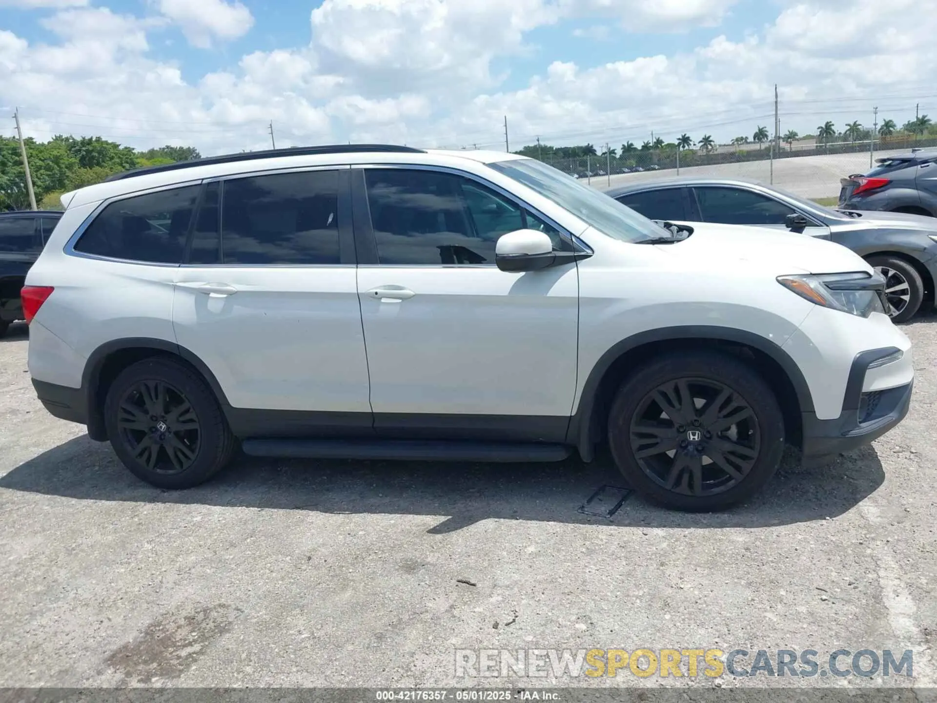 13 Фотография поврежденного автомобиля 5FNYF5H25NB003201 HONDA PILOT 2022