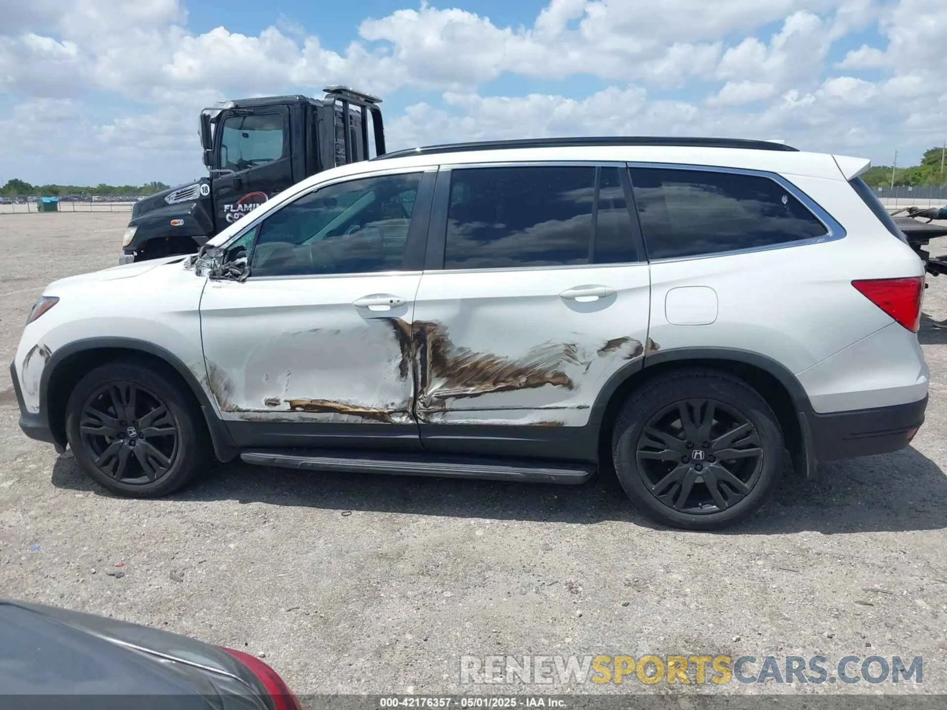 14 Фотография поврежденного автомобиля 5FNYF5H25NB003201 HONDA PILOT 2022