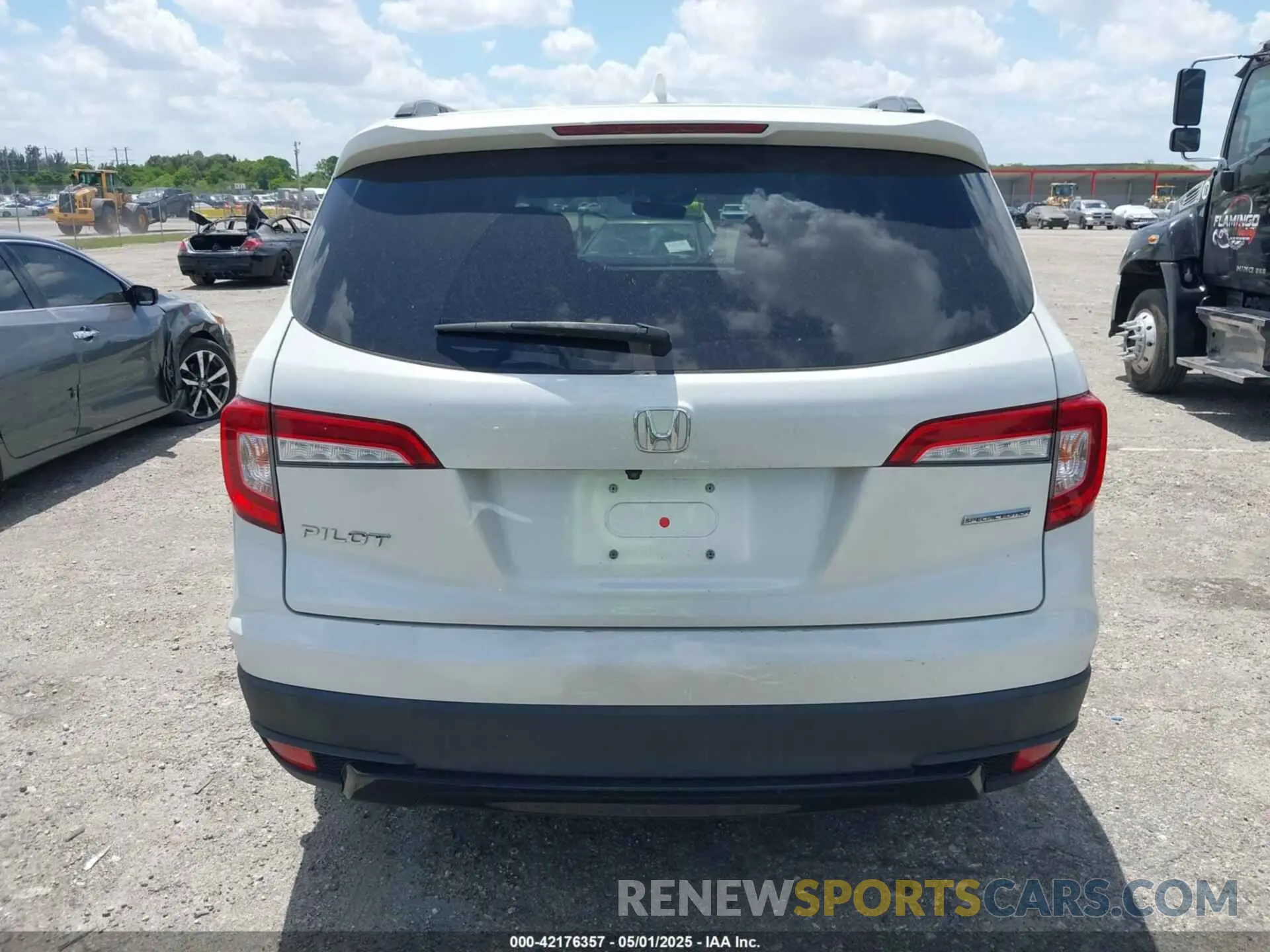 16 Фотография поврежденного автомобиля 5FNYF5H25NB003201 HONDA PILOT 2022
