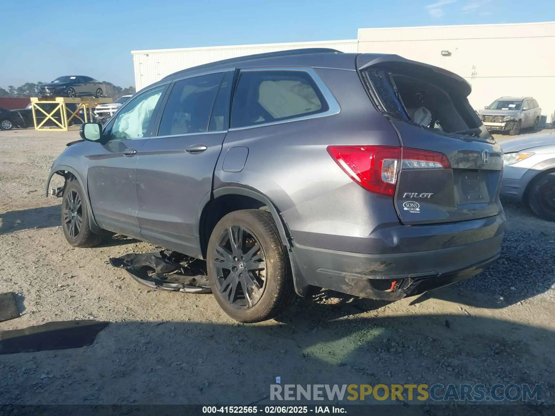 3 Фотография поврежденного автомобиля 5FNYF5H27NB032330 HONDA PILOT 2022