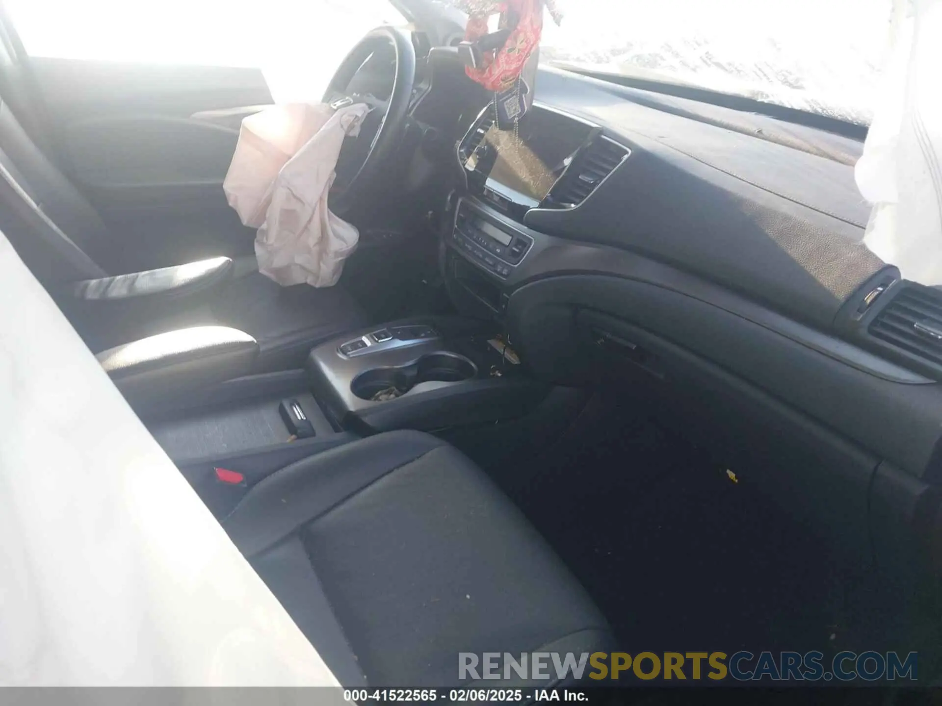 5 Фотография поврежденного автомобиля 5FNYF5H27NB032330 HONDA PILOT 2022