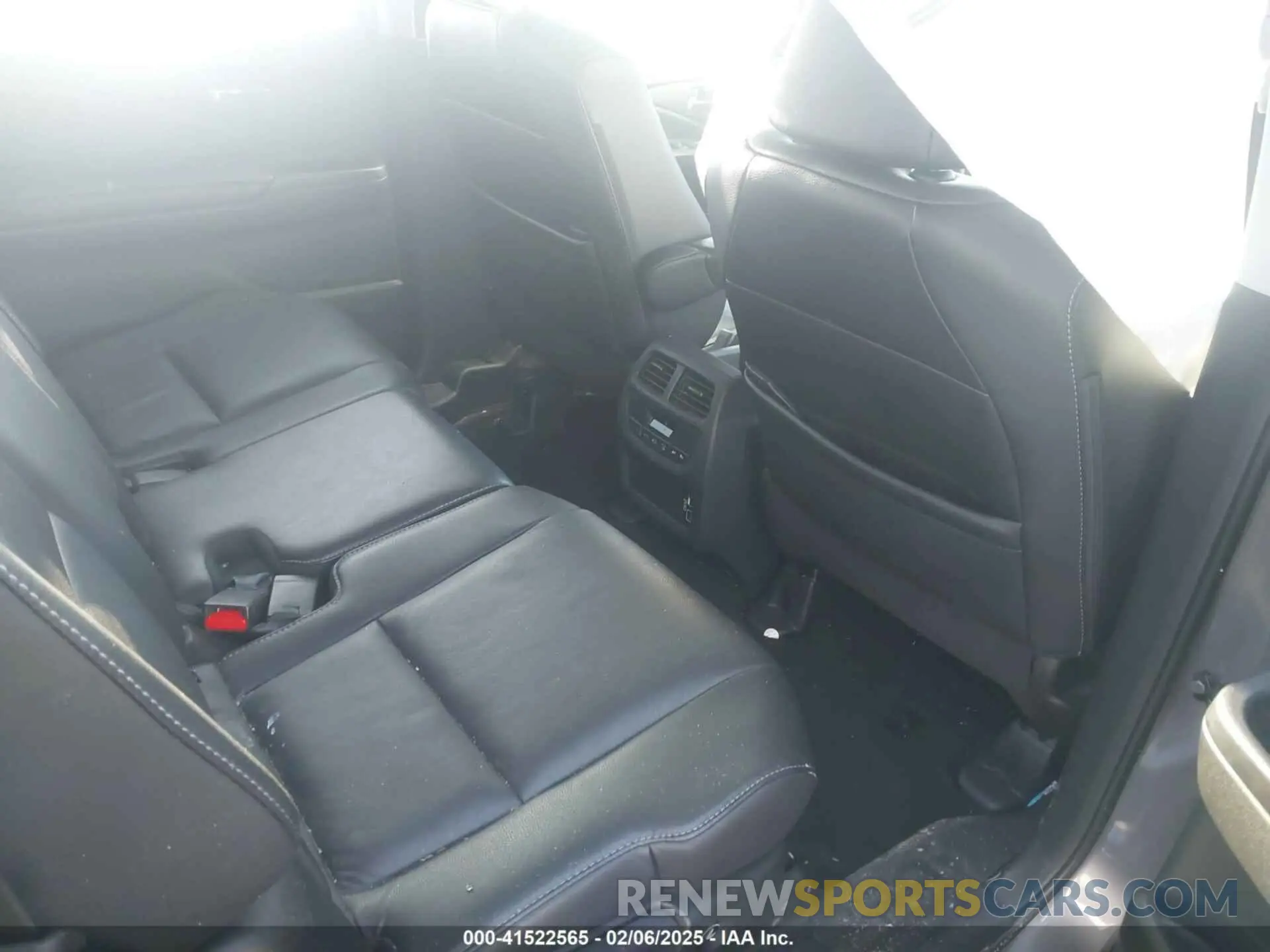 8 Фотография поврежденного автомобиля 5FNYF5H27NB032330 HONDA PILOT 2022