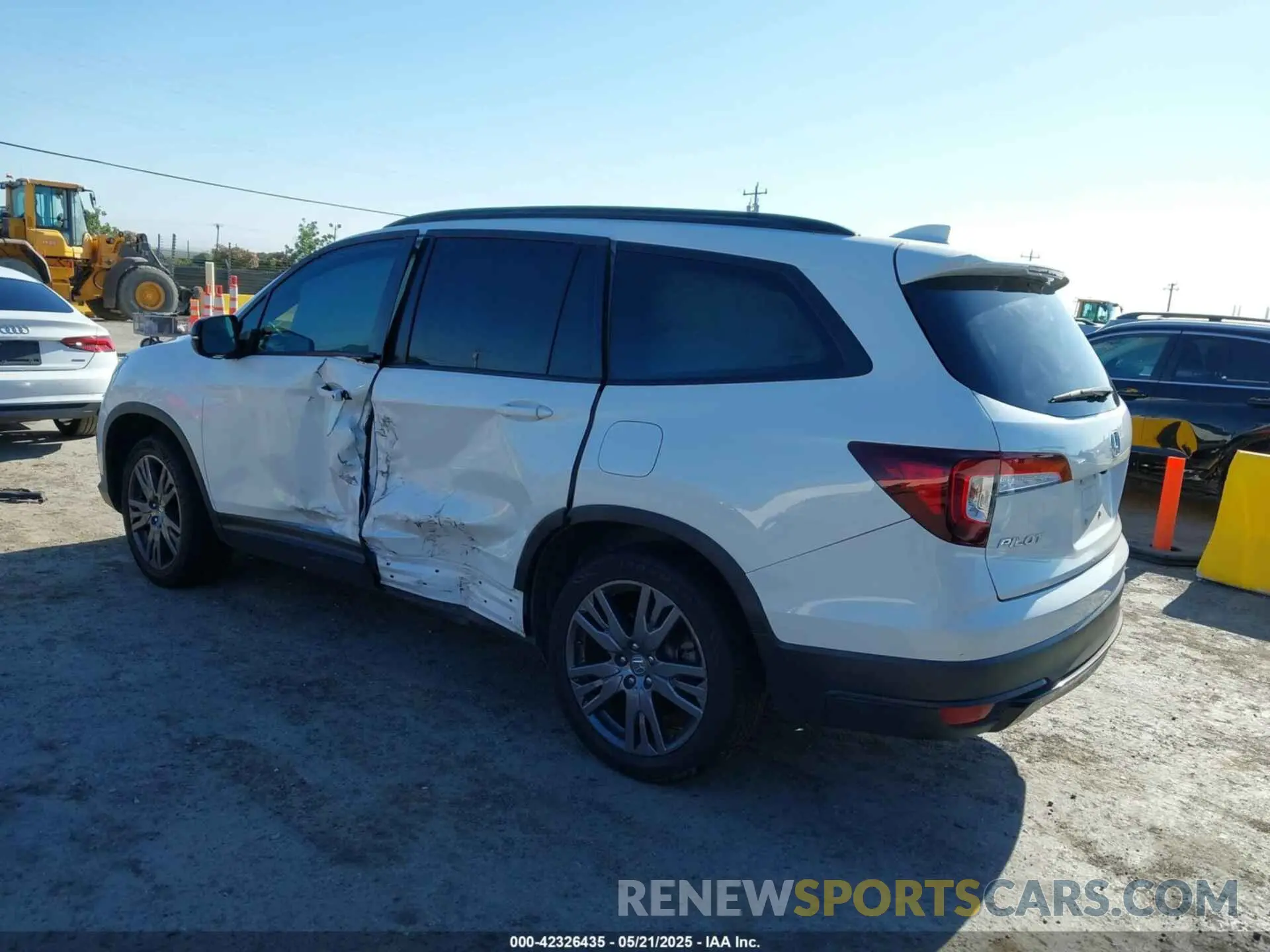 3 Photograph of a damaged car 5FNYF5H35NB007547 HONDA PILOT 2022