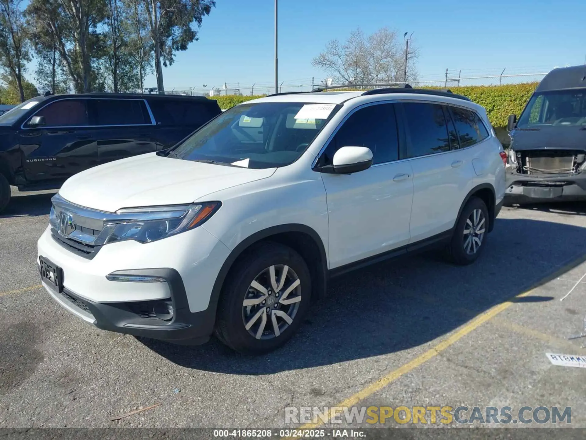 2 Photograph of a damaged car 5FNYF5H52NB009628 HONDA PILOT 2022