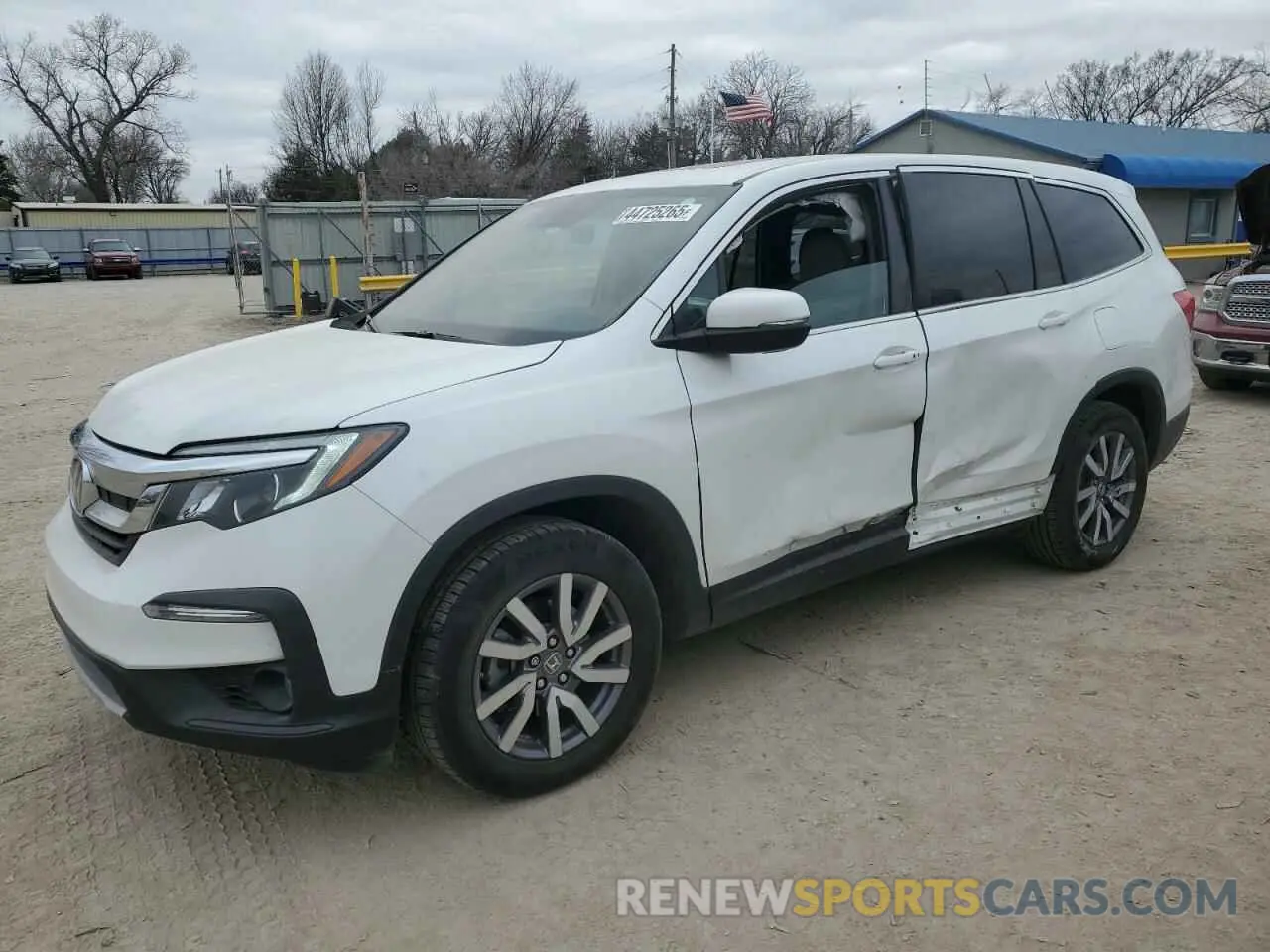 1 Photograph of a damaged car 5FNYF5H53NB011856 HONDA PILOT 2022