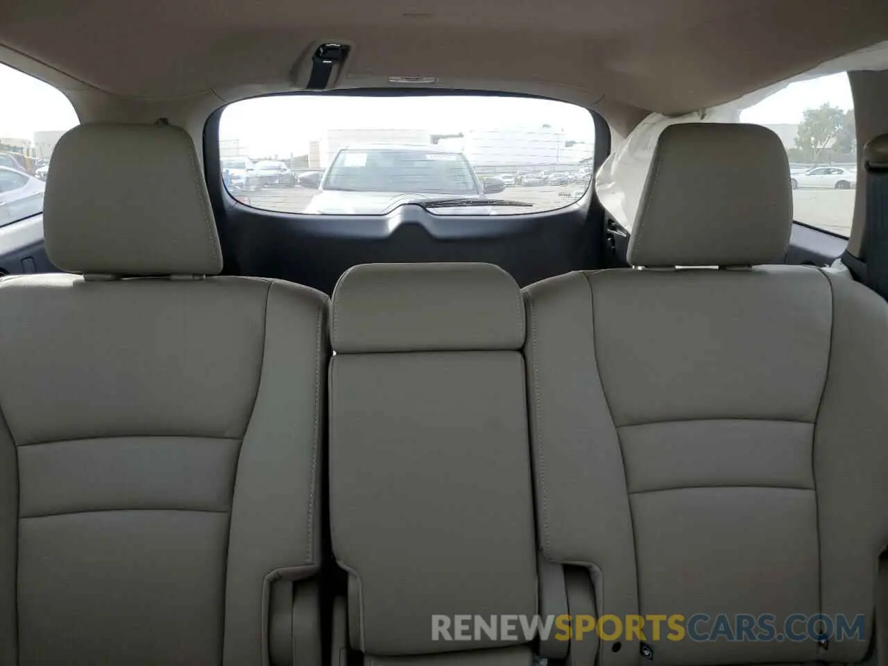 10 Photograph of a damaged car 5FNYF5H54NB038080 HONDA PILOT 2022