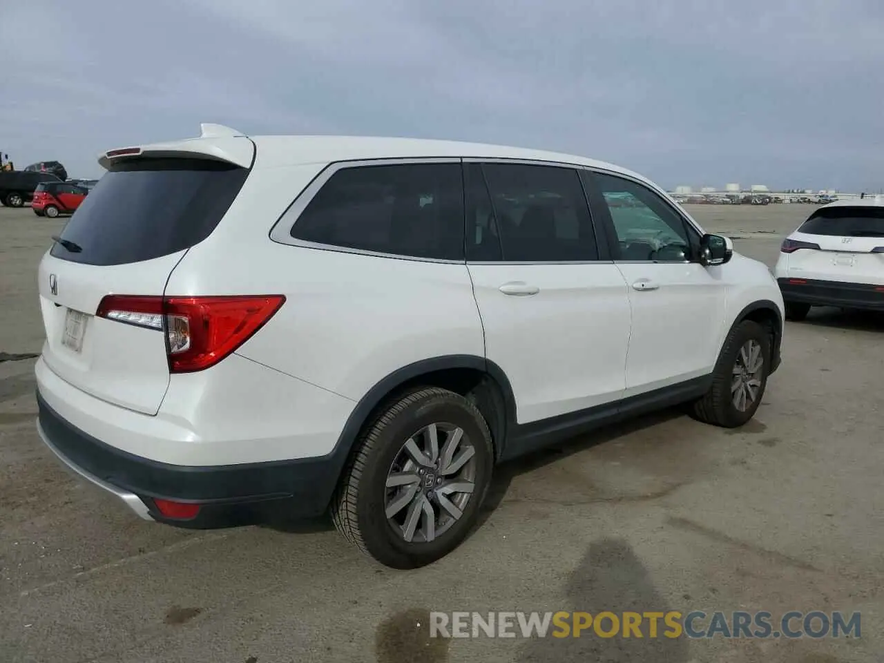 3 Photograph of a damaged car 5FNYF5H54NB038080 HONDA PILOT 2022