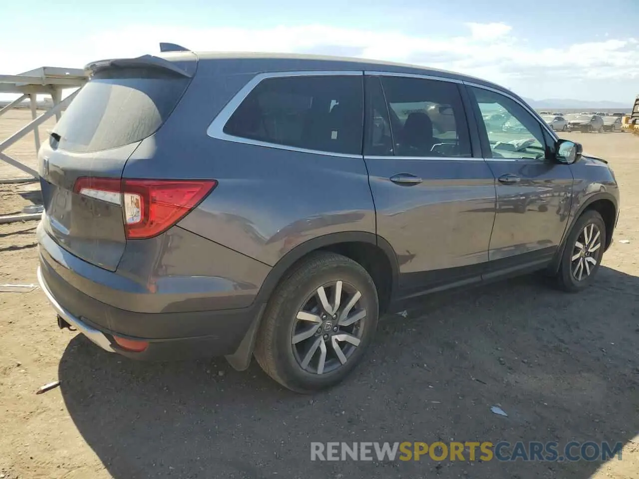 3 Photograph of a damaged car 5FNYF5H56NB014864 HONDA PILOT 2022