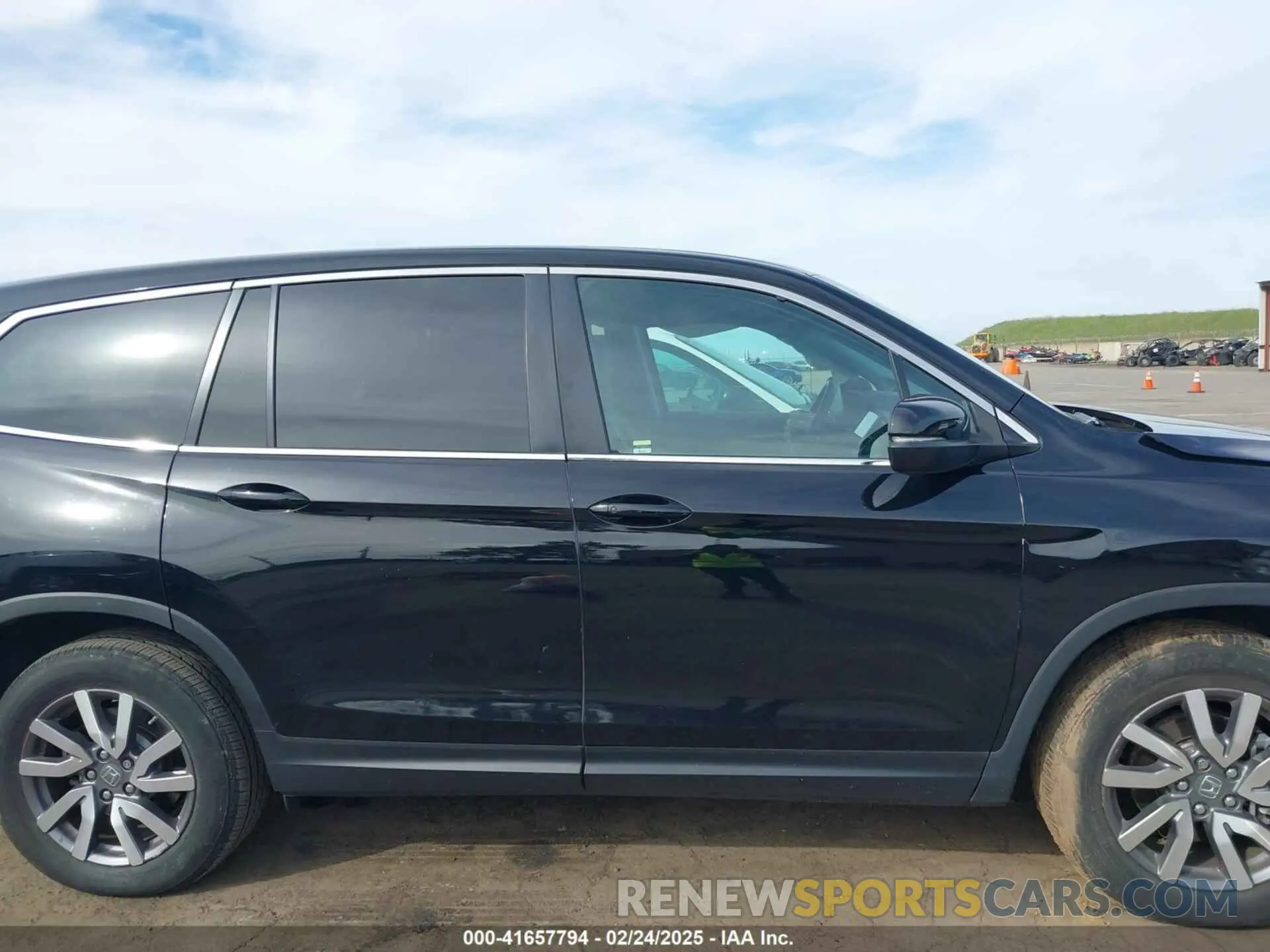 13 Фотография поврежденного автомобиля 5FNYF5H56NB036086 HONDA PILOT 2022