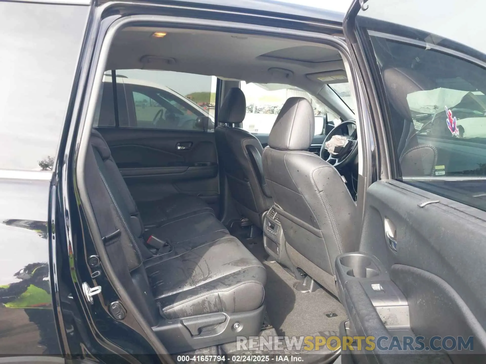 8 Фотография поврежденного автомобиля 5FNYF5H56NB036086 HONDA PILOT 2022