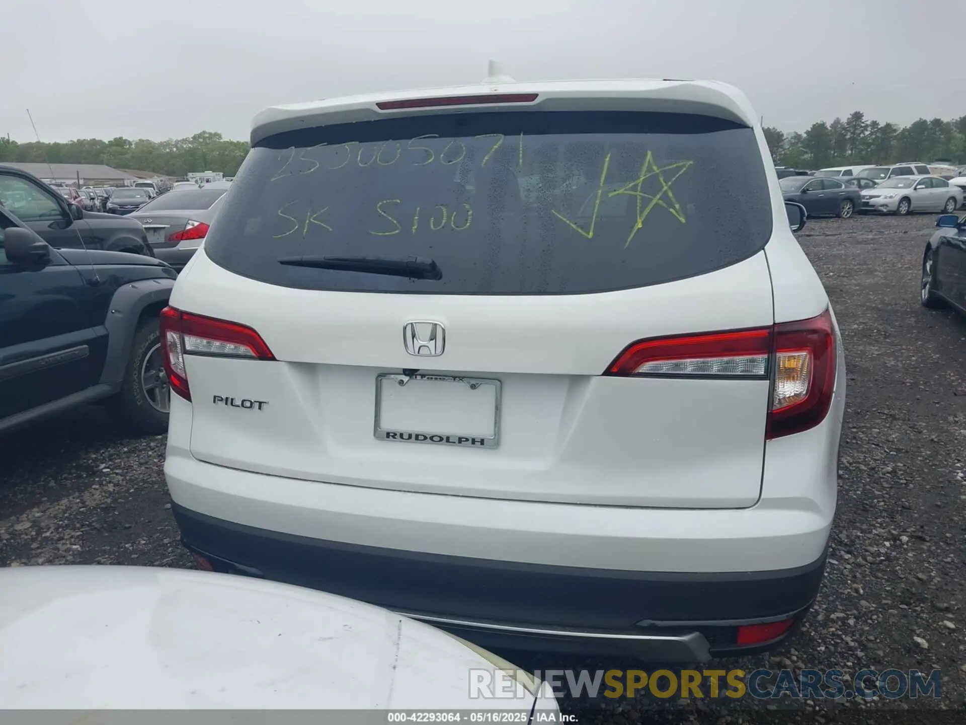 16 Photograph of a damaged car 5FNYF5H5XNB016293 HONDA PILOT 2022