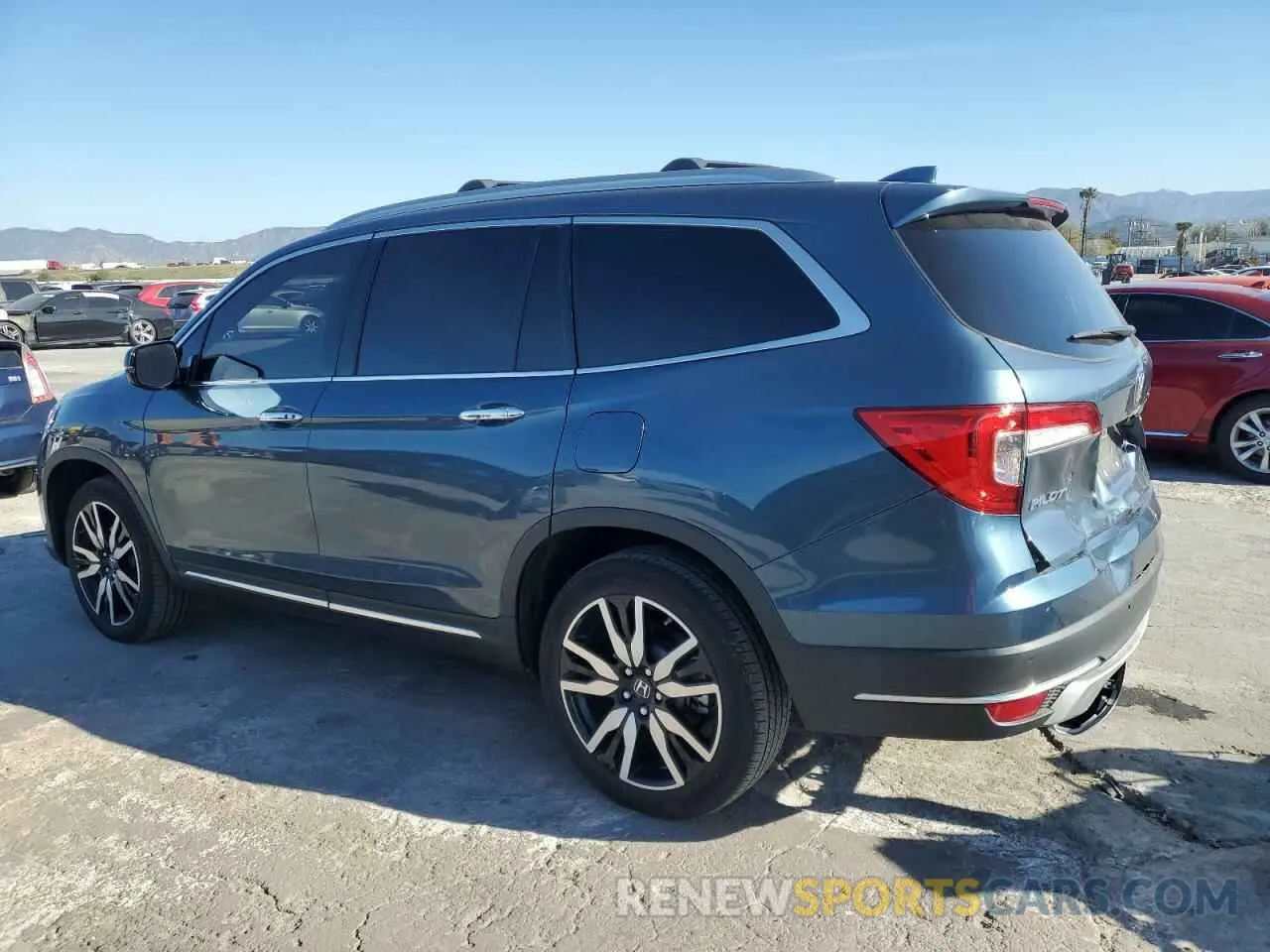 2 Photograph of a damaged car 5FNYF5H67NB024604 HONDA PILOT 2022