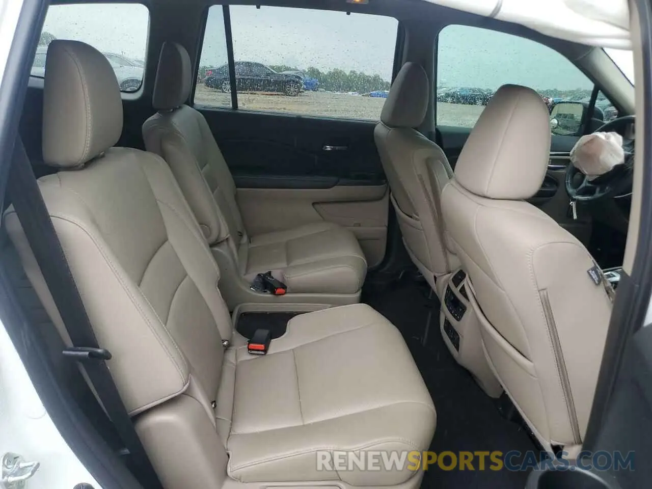 11 Фотография поврежденного автомобиля 5FNYF6H05NB011920 HONDA PILOT 2022