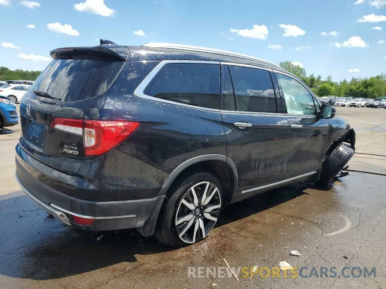 3 Photograph of a damaged car 5FNYF6H06NB030069 HONDA PILOT 2022