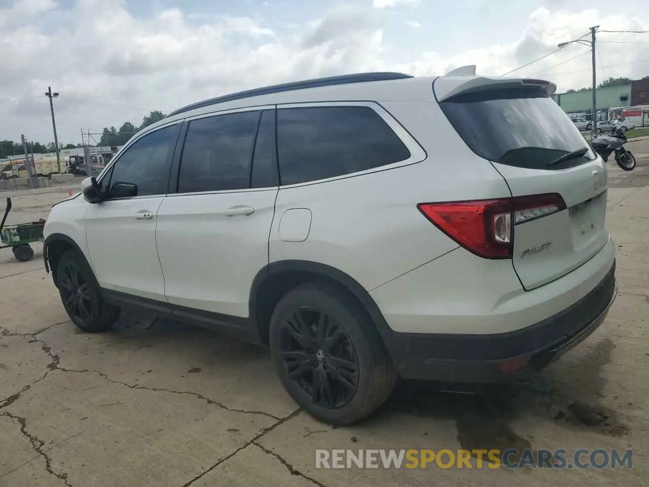 2 Photograph of a damaged car 5FNYF6H20NB003323 HONDA PILOT 2022