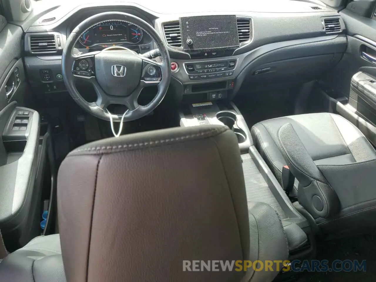 8 Photograph of a damaged car 5FNYF6H20NB003323 HONDA PILOT 2022