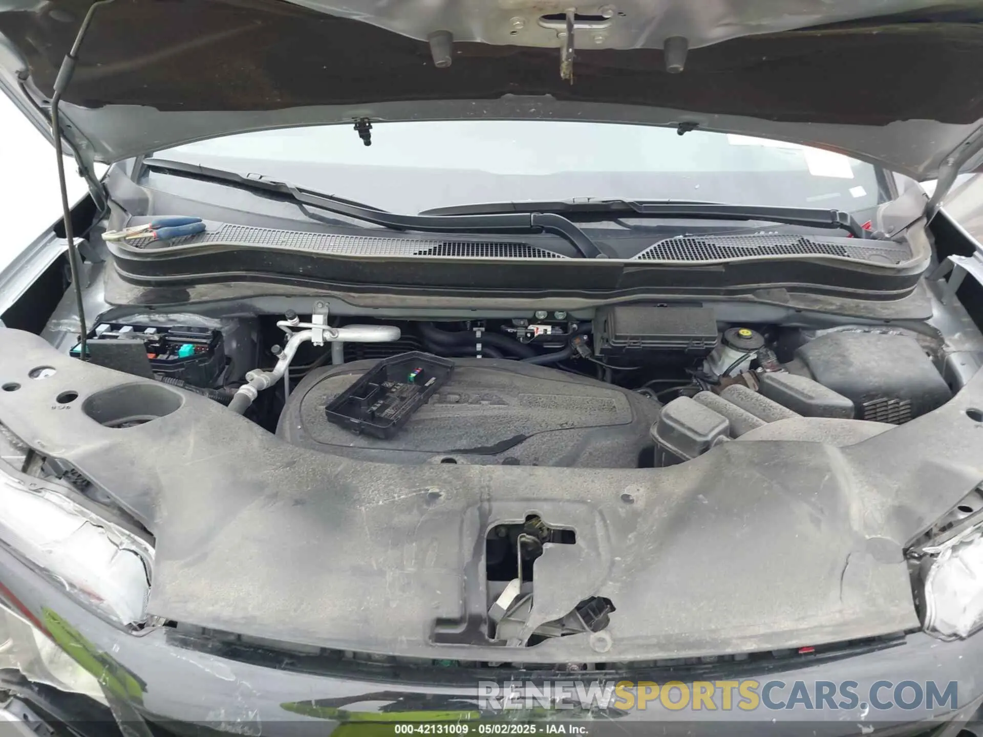 10 Photograph of a damaged car 5FNYF6H20NB096473 HONDA PILOT 2022