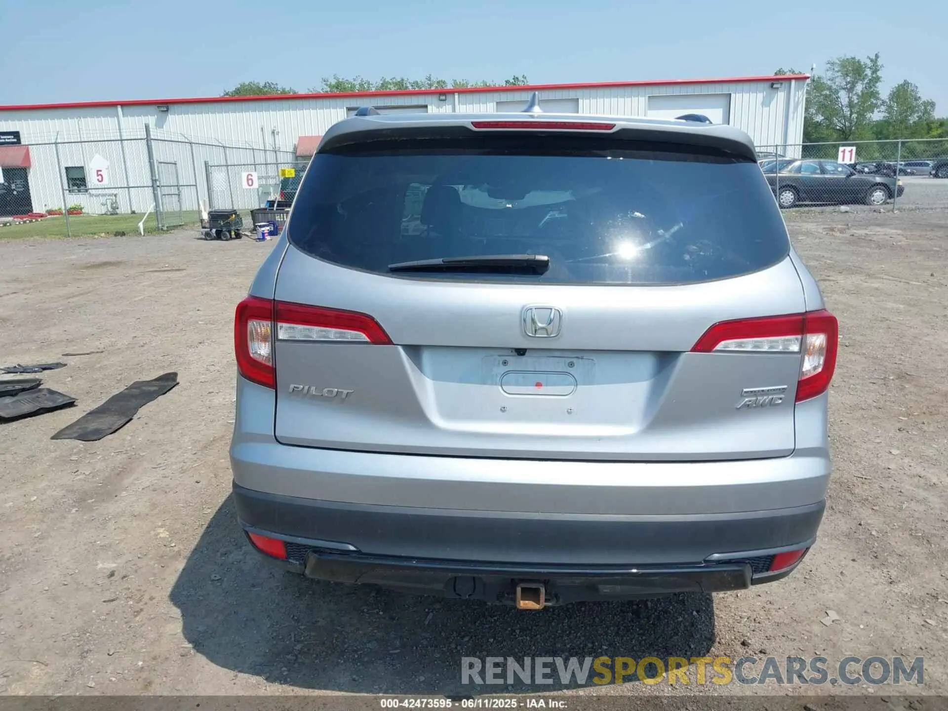 16 Photograph of a damaged car 5FNYF6H22NB068304 HONDA PILOT 2022