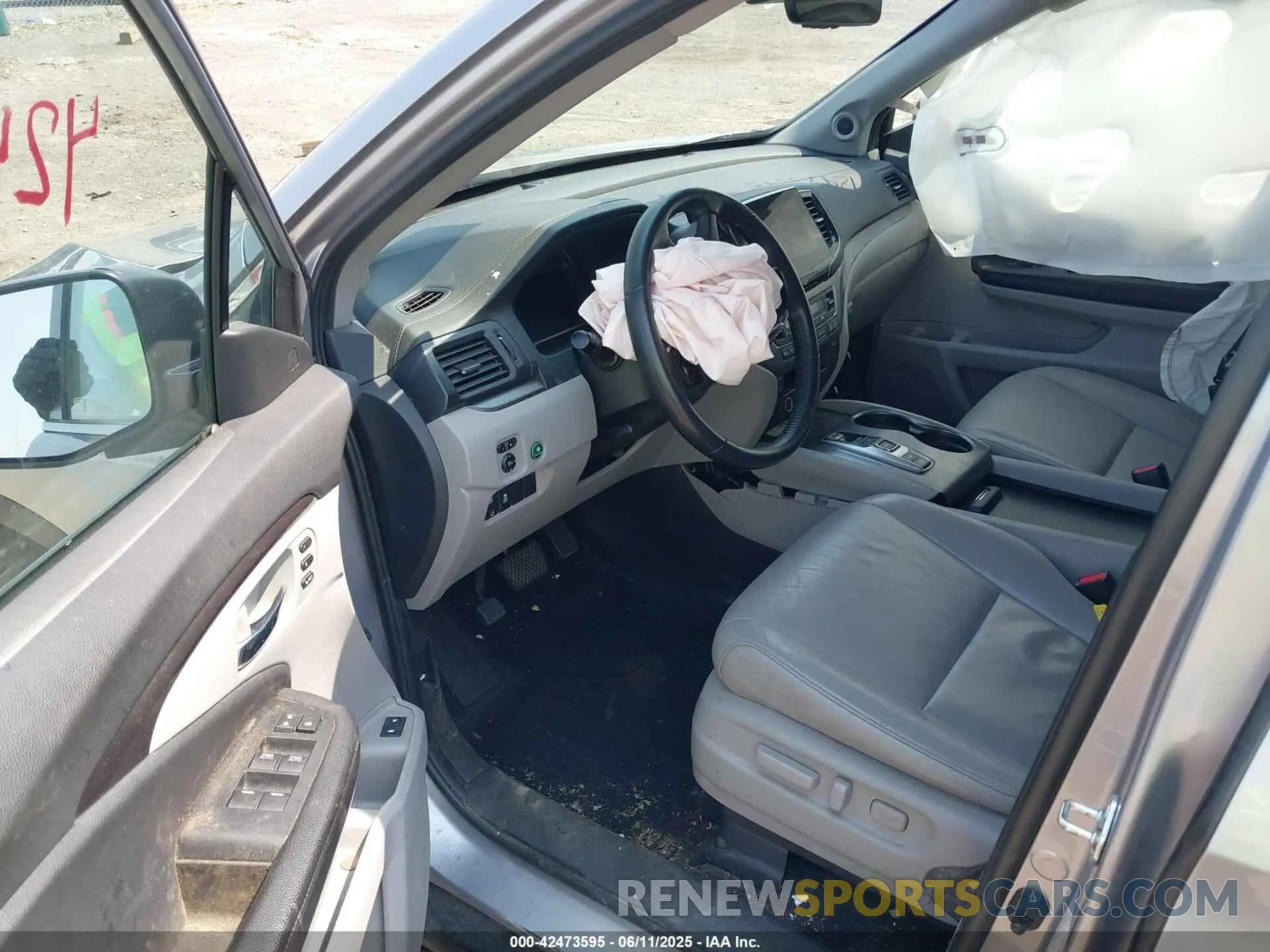 5 Photograph of a damaged car 5FNYF6H22NB068304 HONDA PILOT 2022