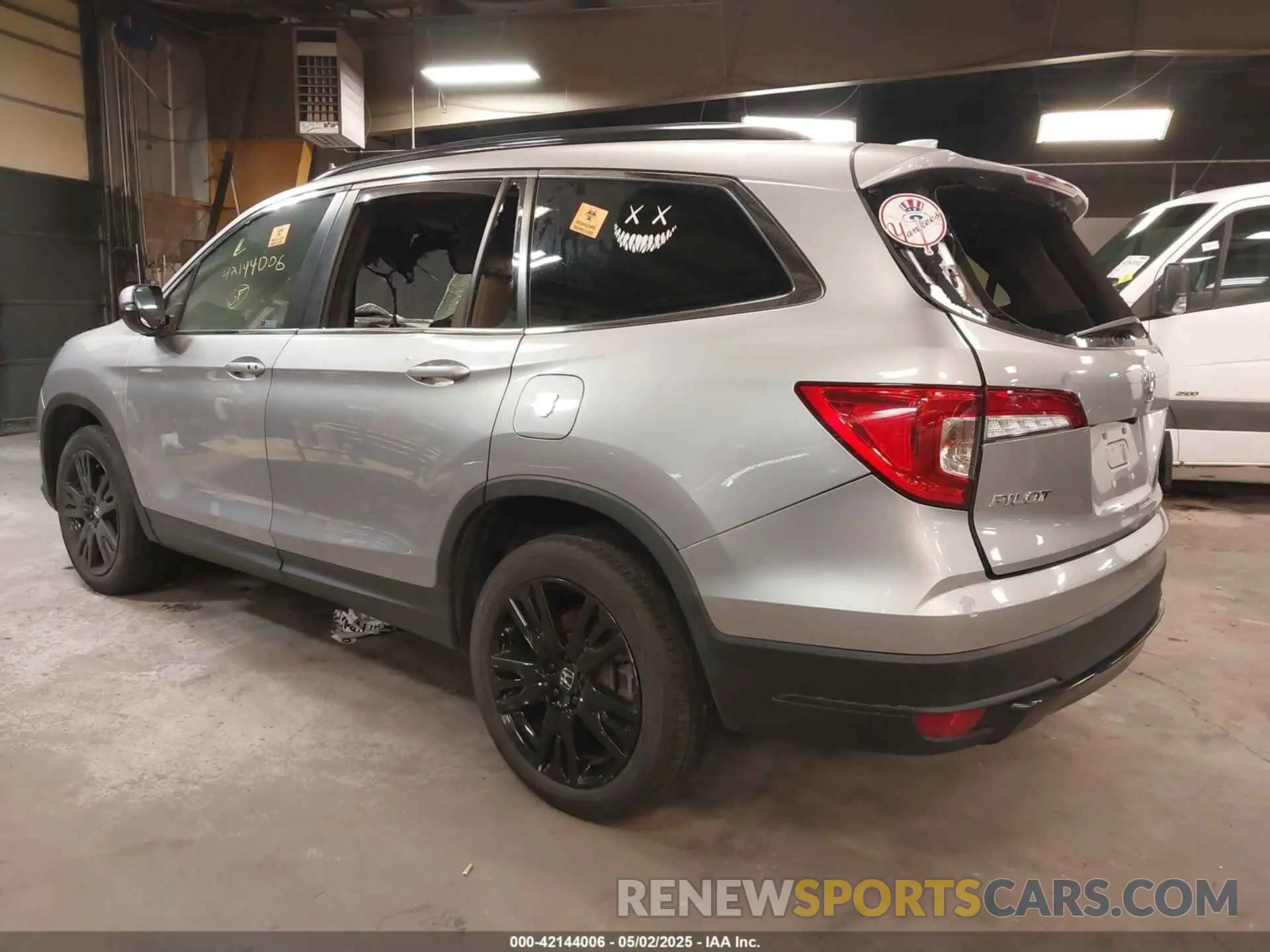 3 Photograph of a damaged car 5FNYF6H2XNB061777 HONDA PILOT 2022