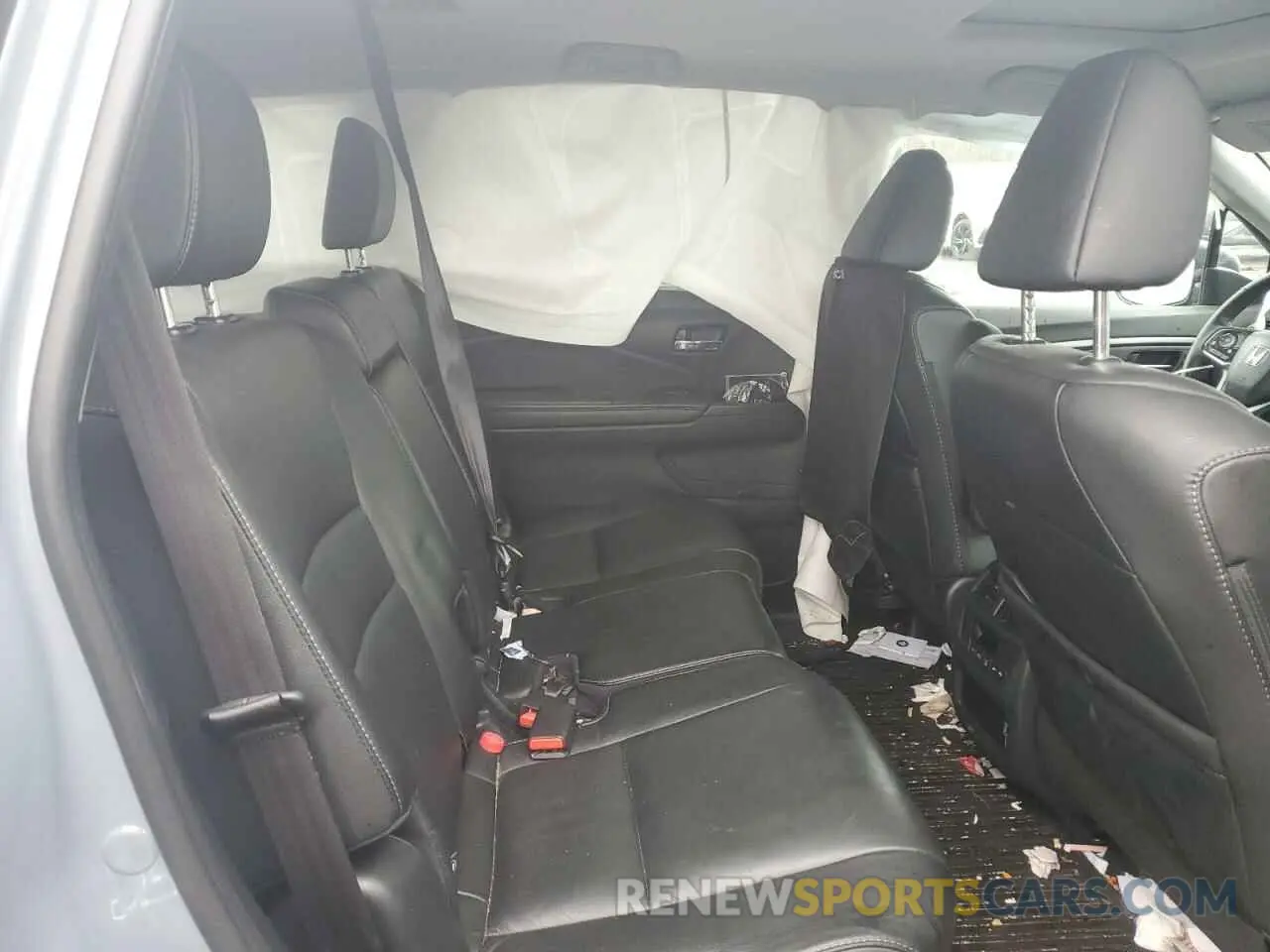 11 Photograph of a damaged car 5FNYF6H2XNB105339 HONDA PILOT 2022