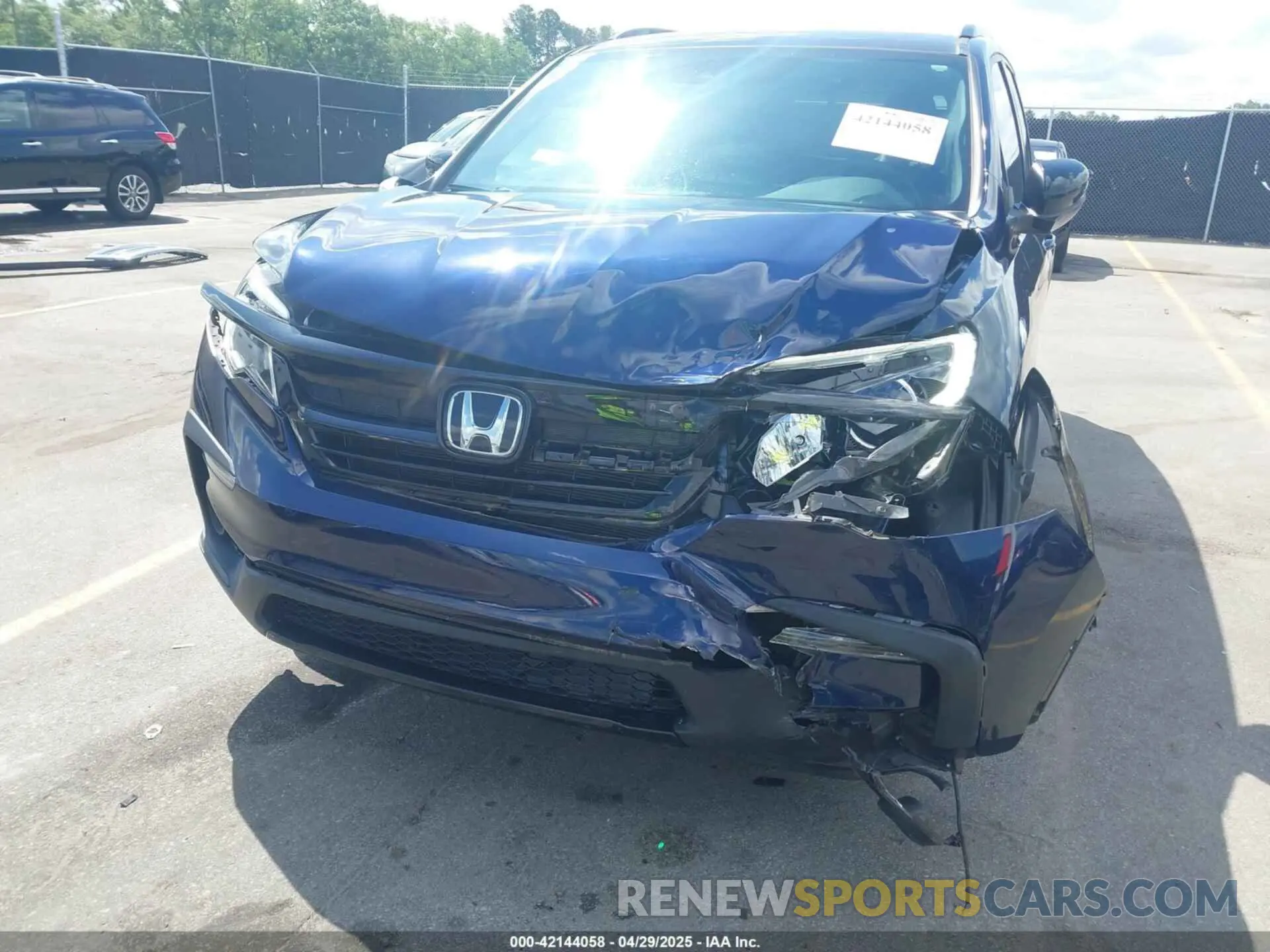 6 Photograph of a damaged car 5FNYF6H31NB075317 HONDA PILOT 2022