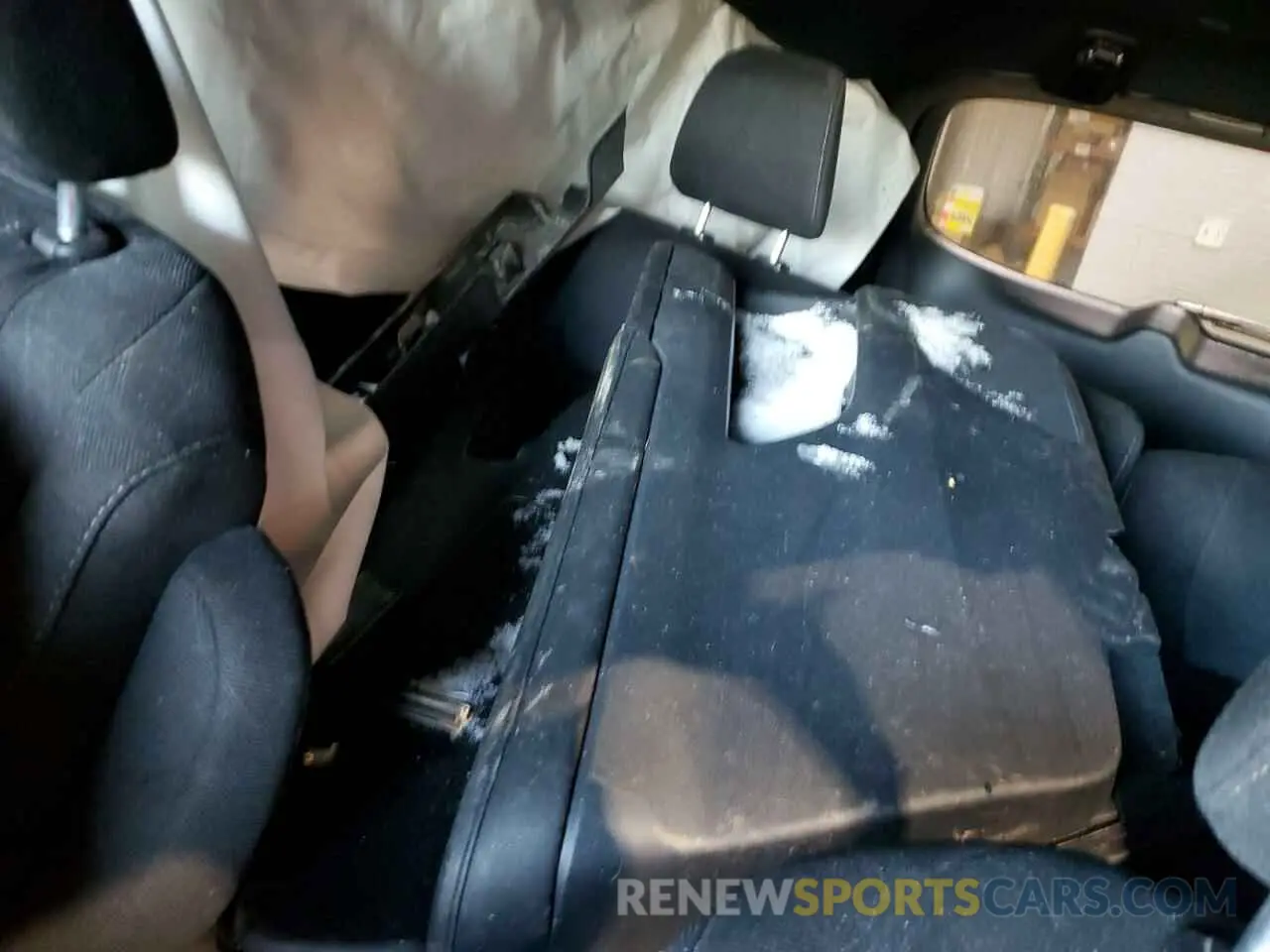11 Photograph of a damaged car 5FNYF6H32NB091042 HONDA PILOT 2022