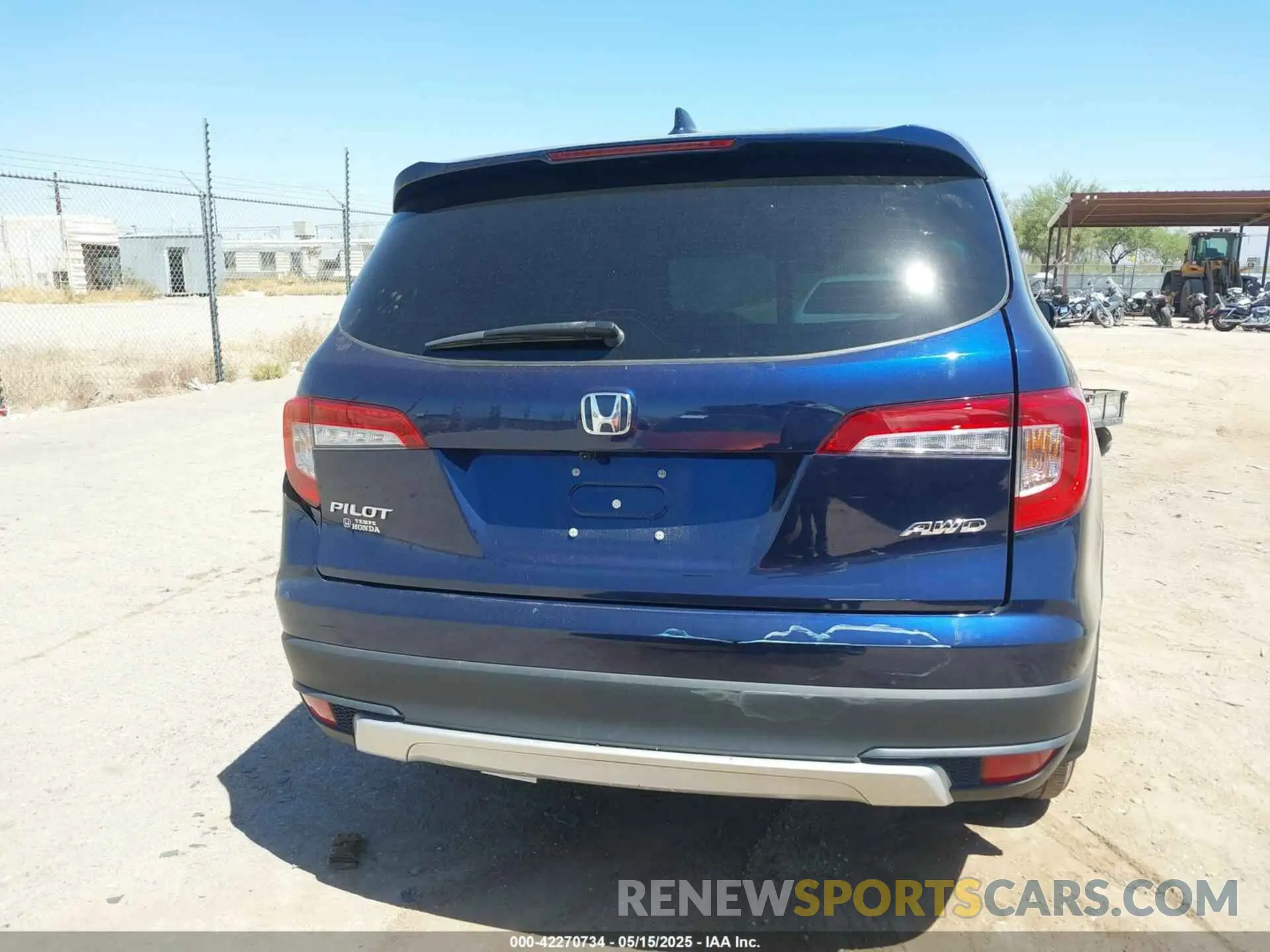 15 Photograph of a damaged car 5FNYF6H50NB020536 HONDA PILOT 2022