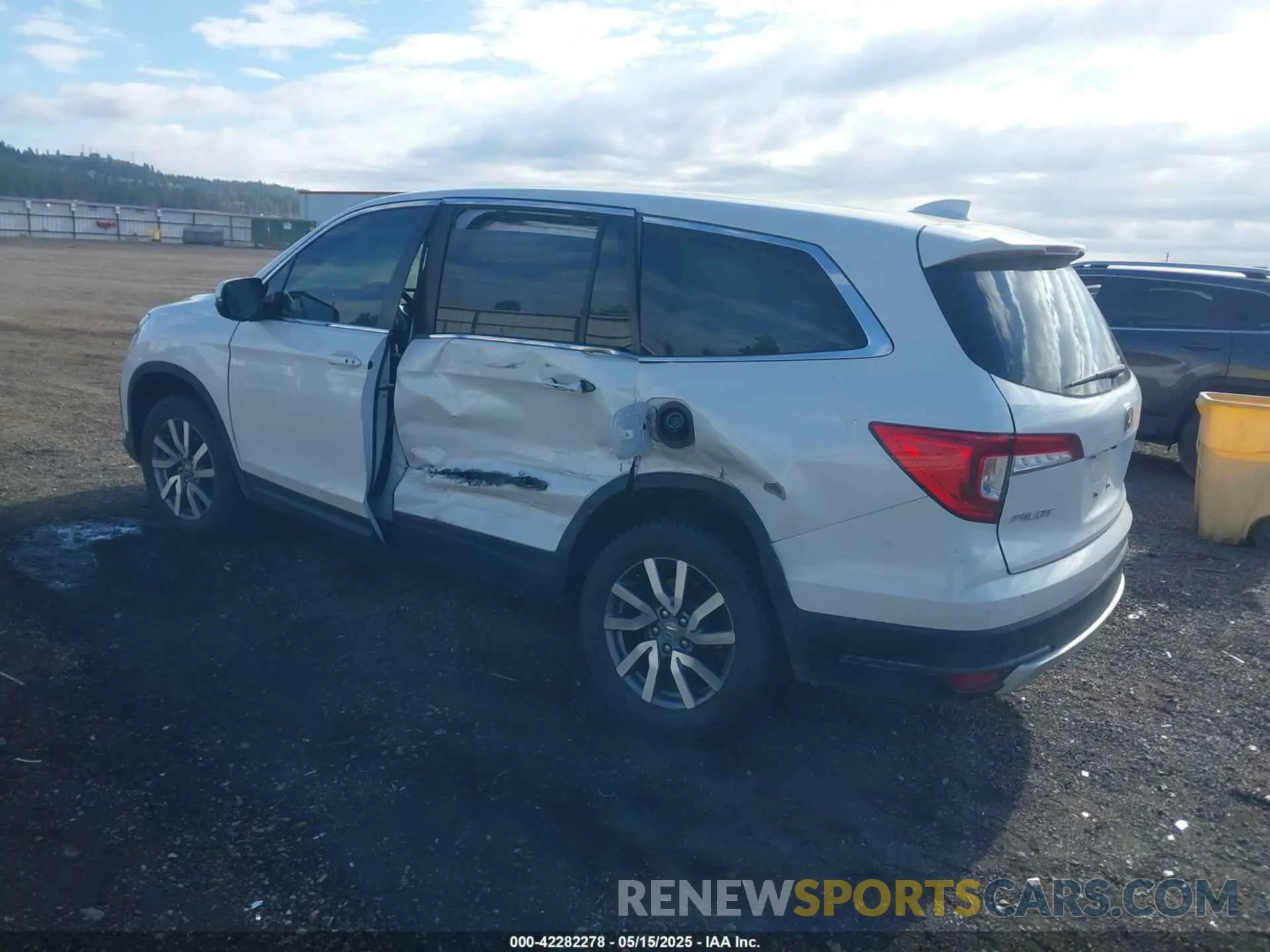 3 Фотография поврежденного автомобиля 5FNYF6H51NB087422 HONDA PILOT 2022