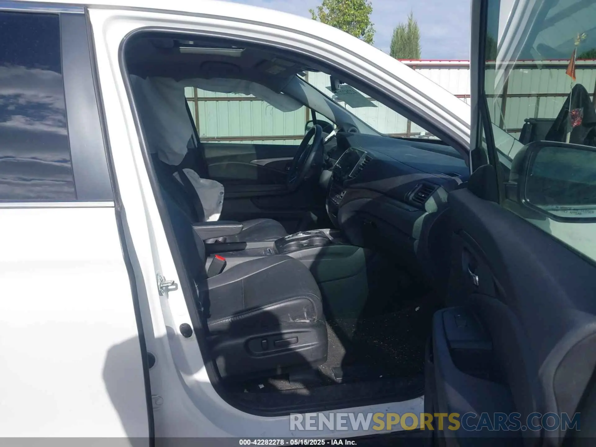 5 Фотография поврежденного автомобиля 5FNYF6H51NB087422 HONDA PILOT 2022