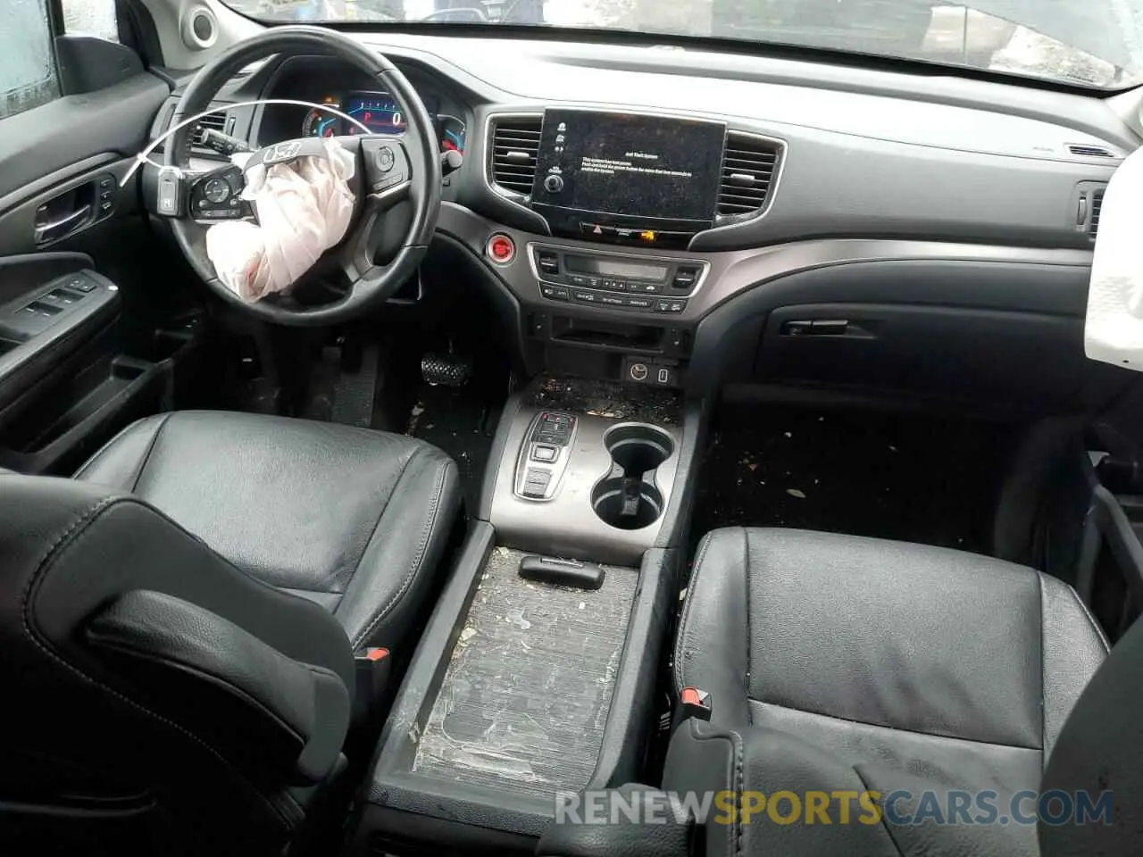 8 Photograph of a damaged car 5FNYF6H52NB009313 HONDA PILOT 2022