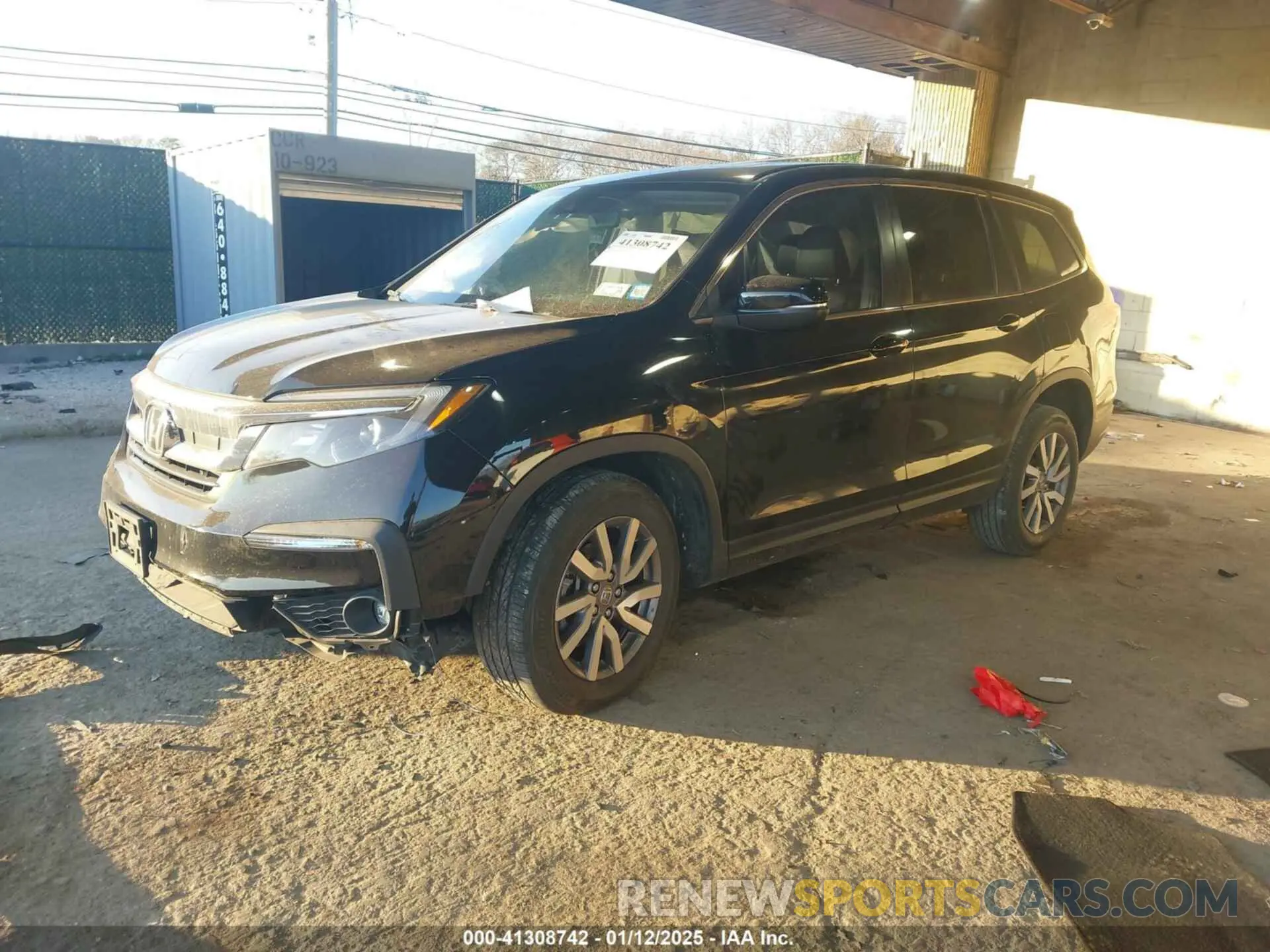 2 Photograph of a damaged car 5FNYF6H57NB035910 HONDA PILOT 2022