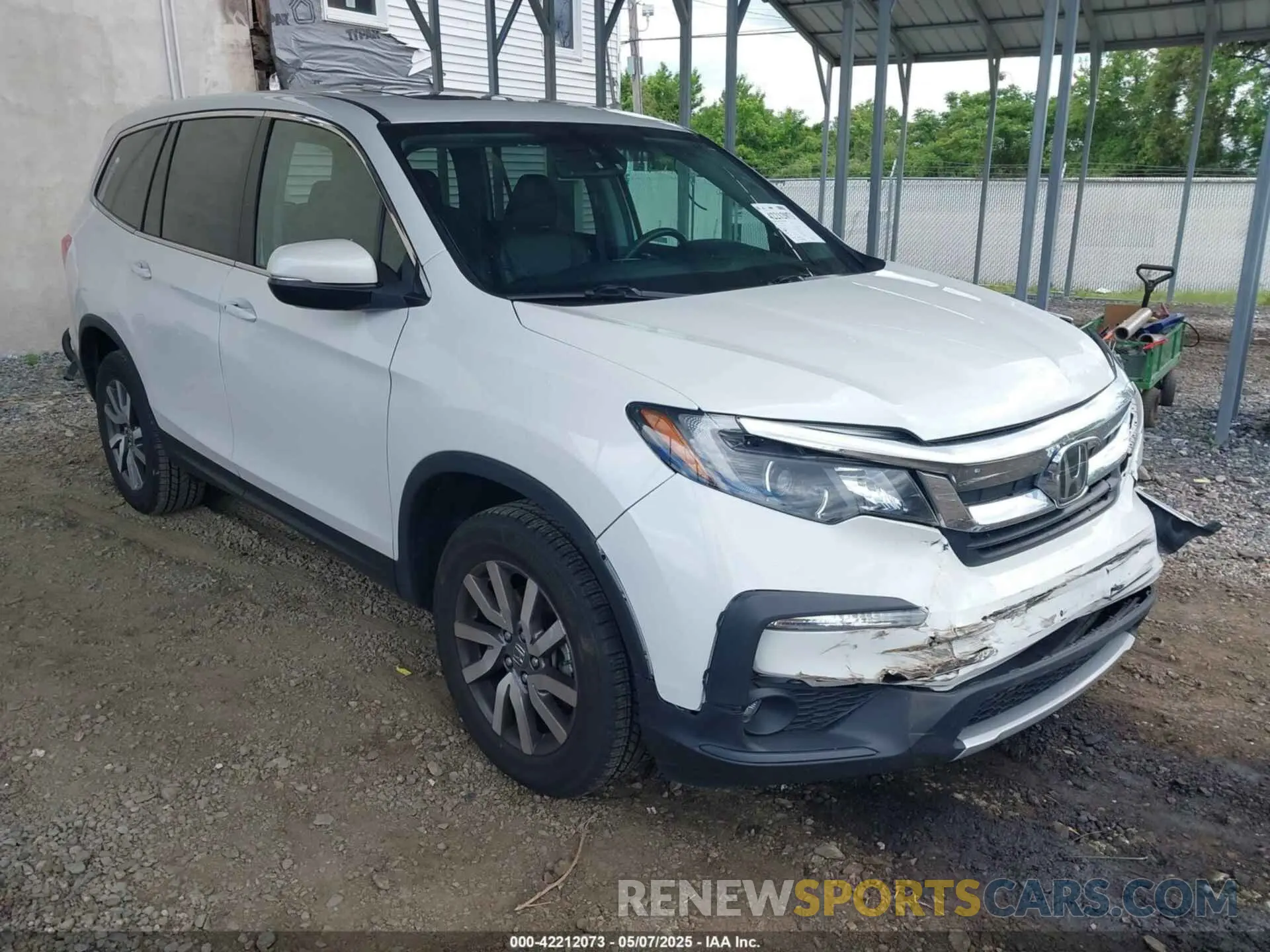 1 Photograph of a damaged car 5FNYF6H59NB019885 HONDA PILOT 2022