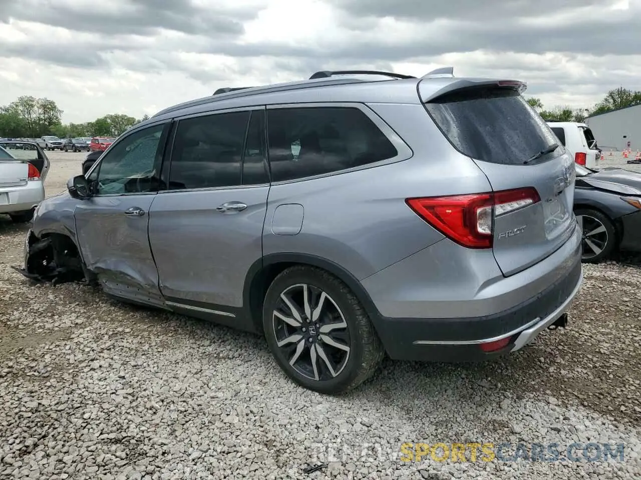 2 Photograph of a damaged car 5FNYF6H69NB019572 HONDA PILOT 2022