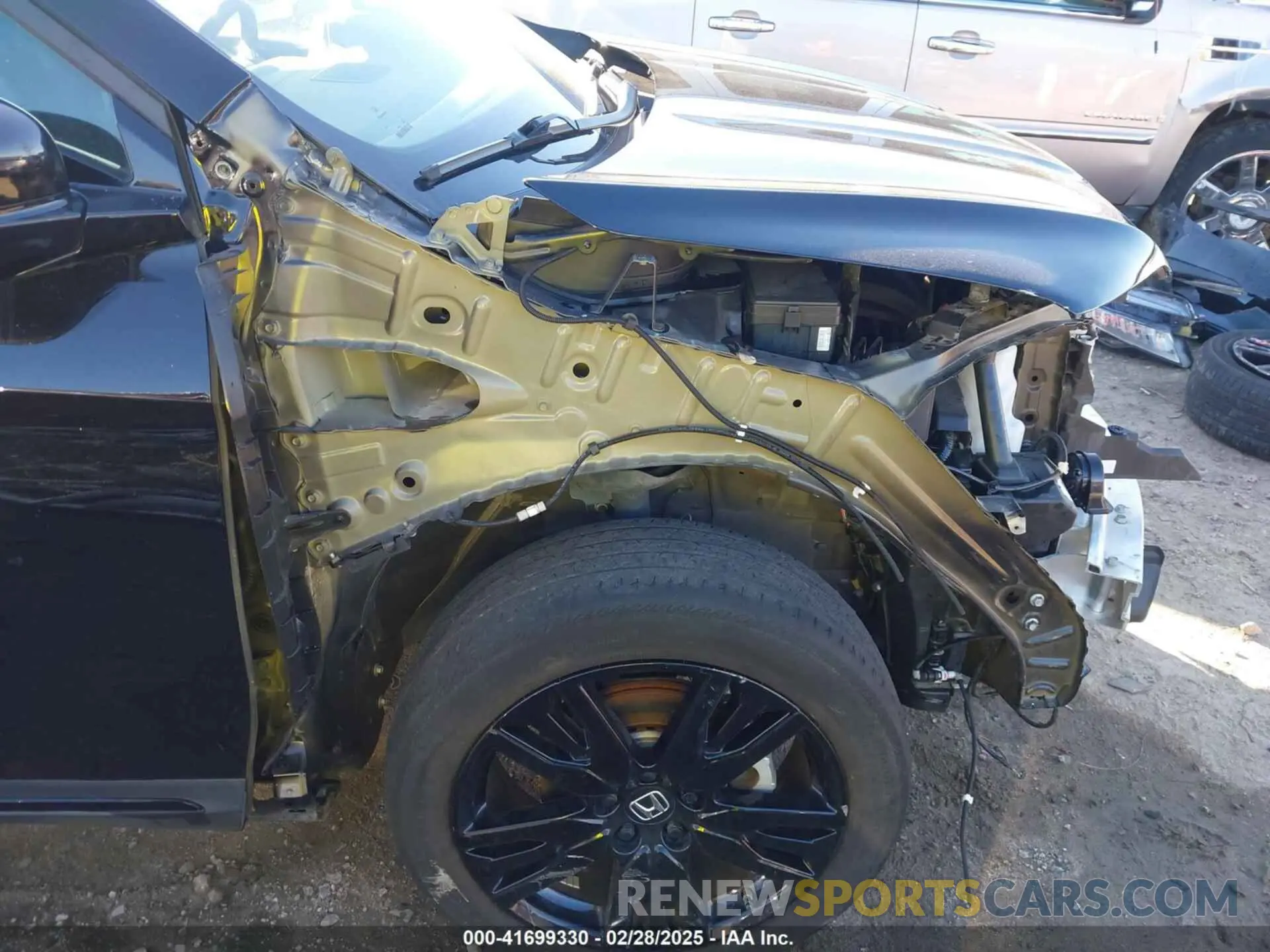 19 Photograph of a damaged car 5FNYF6H73NB006907 HONDA PILOT 2022